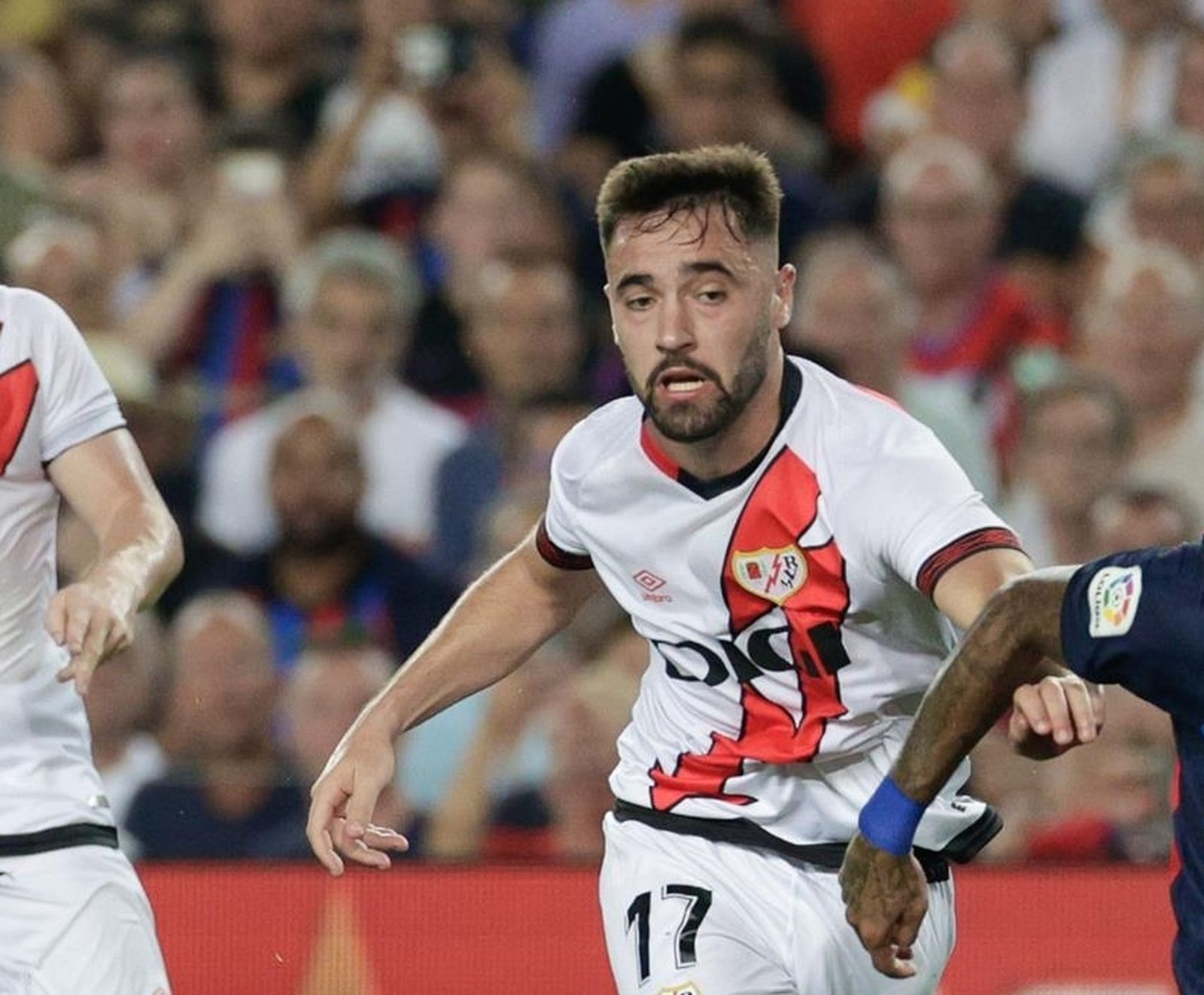 Eel defensa del Rayo Vallecano Unai López