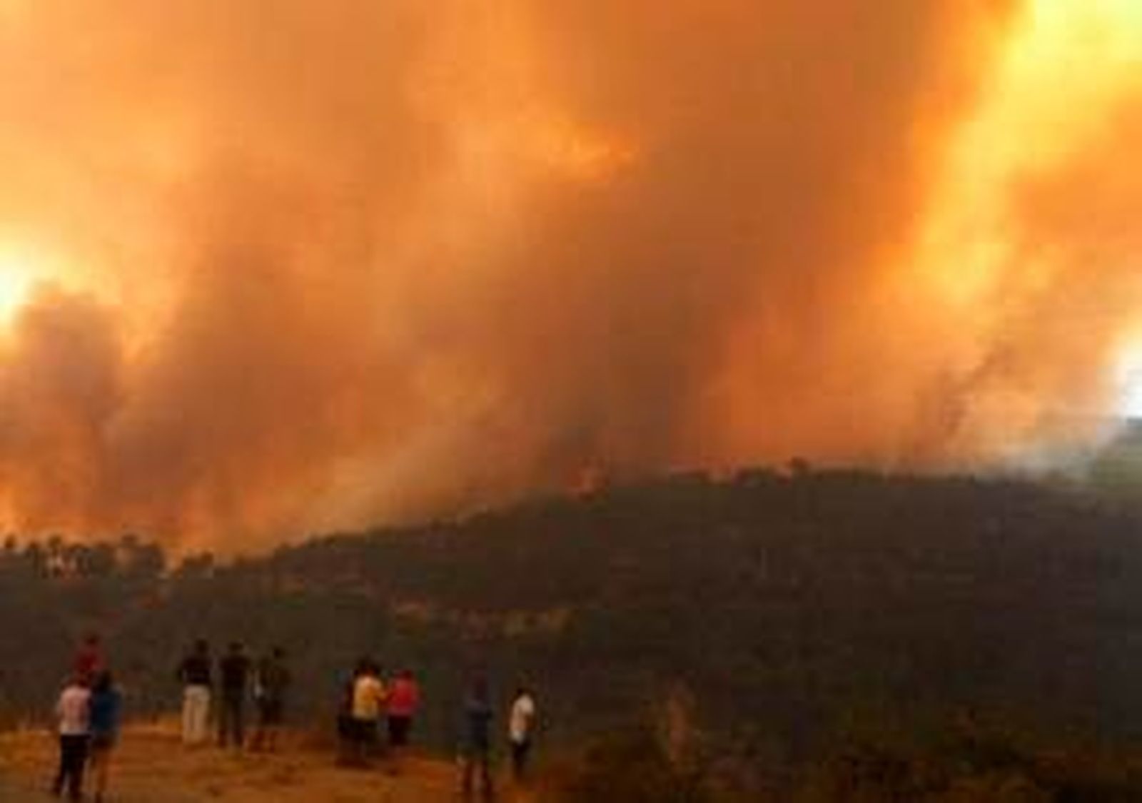 Arde la sierra oeste de Madrid