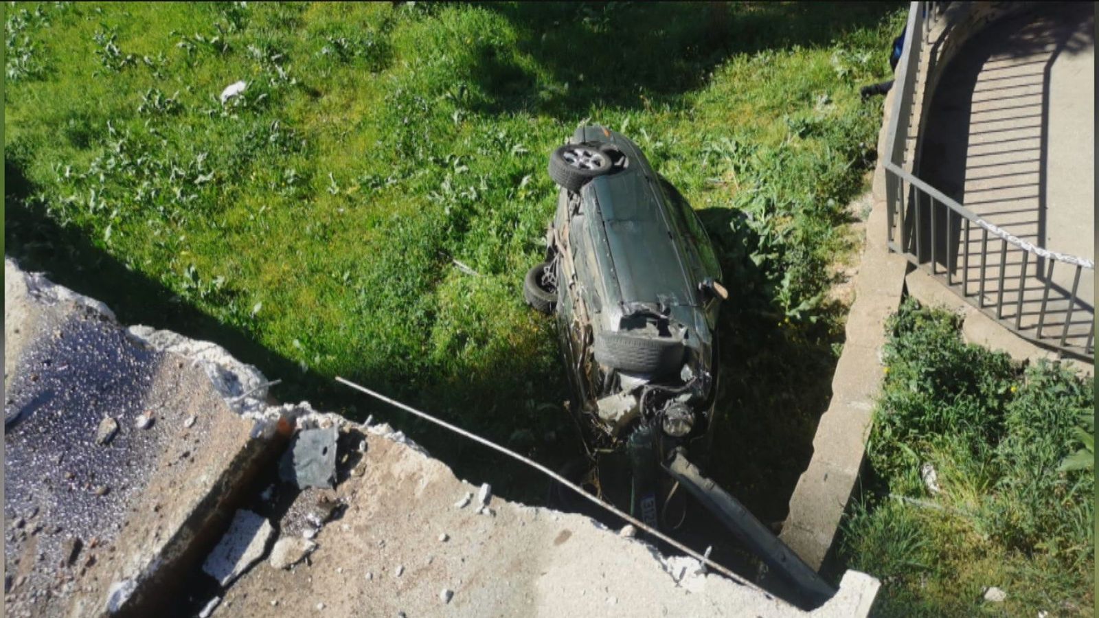 Persecución policial de película a un coche robado en la calle Marqués de Viana