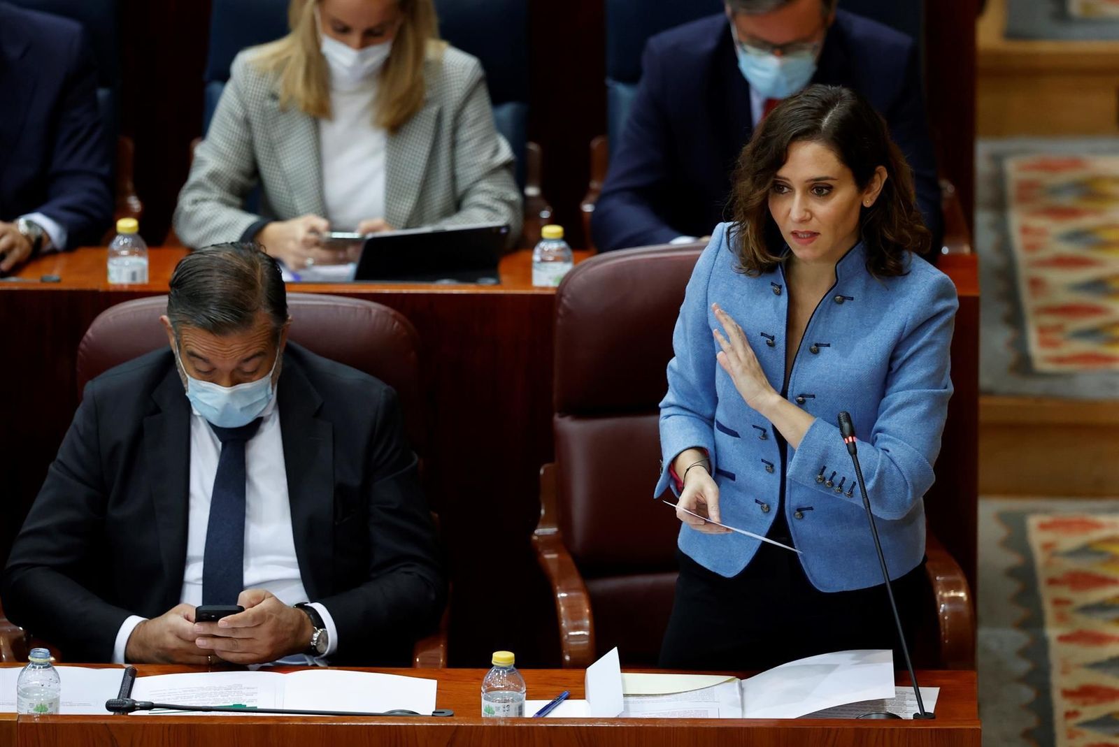 Ayuso pide “humildemente” el apoyo de Vox y rechaza pactar con el PSOE: “Aquí no estamos para repartir miseria”