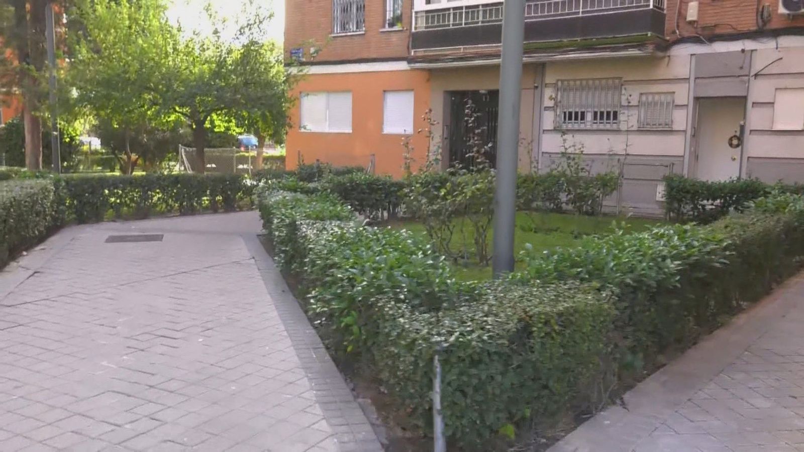 Un vecino escuchó gritos antes del disparo que una joven sufrió en la cara en Leganés