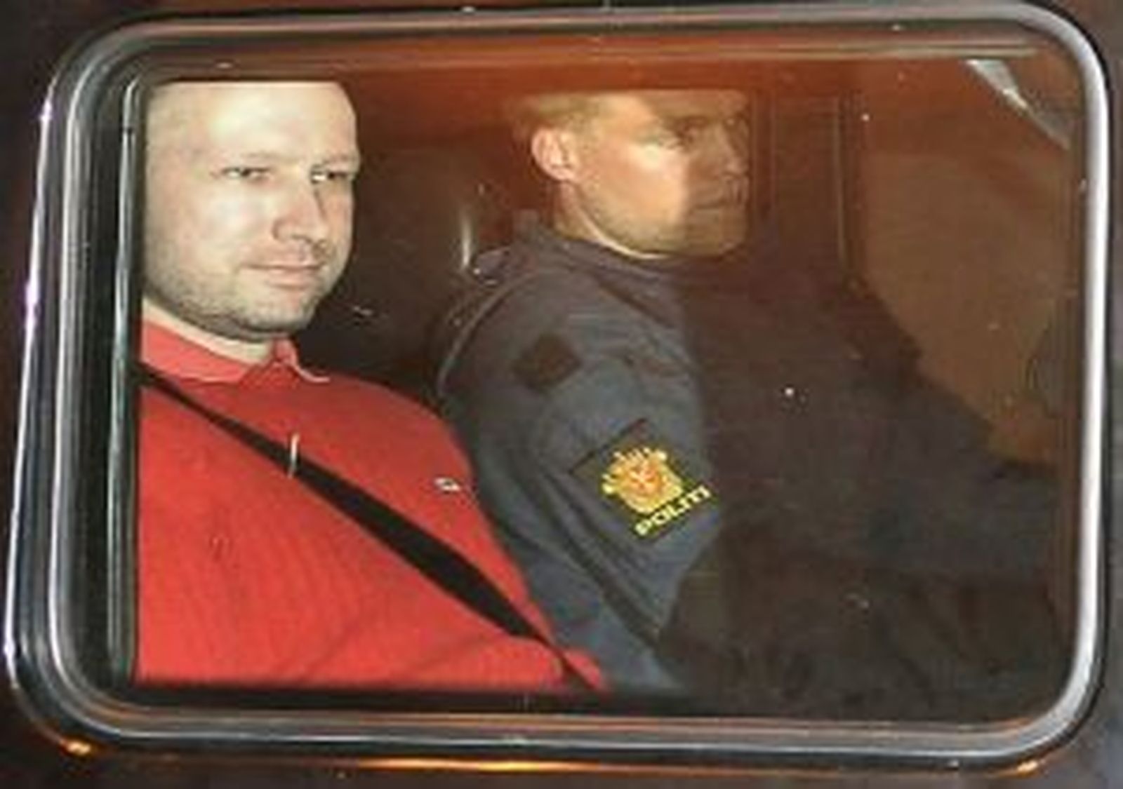 El juicio contra el autor confeso del doble atentado en Noruega comenzará en 2012