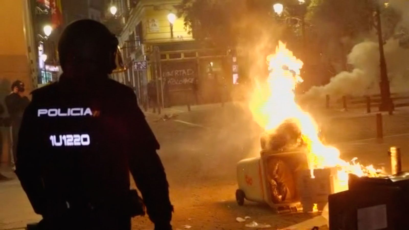 Graves disturbios en Sol tras la manifestación por Pablo Hasel