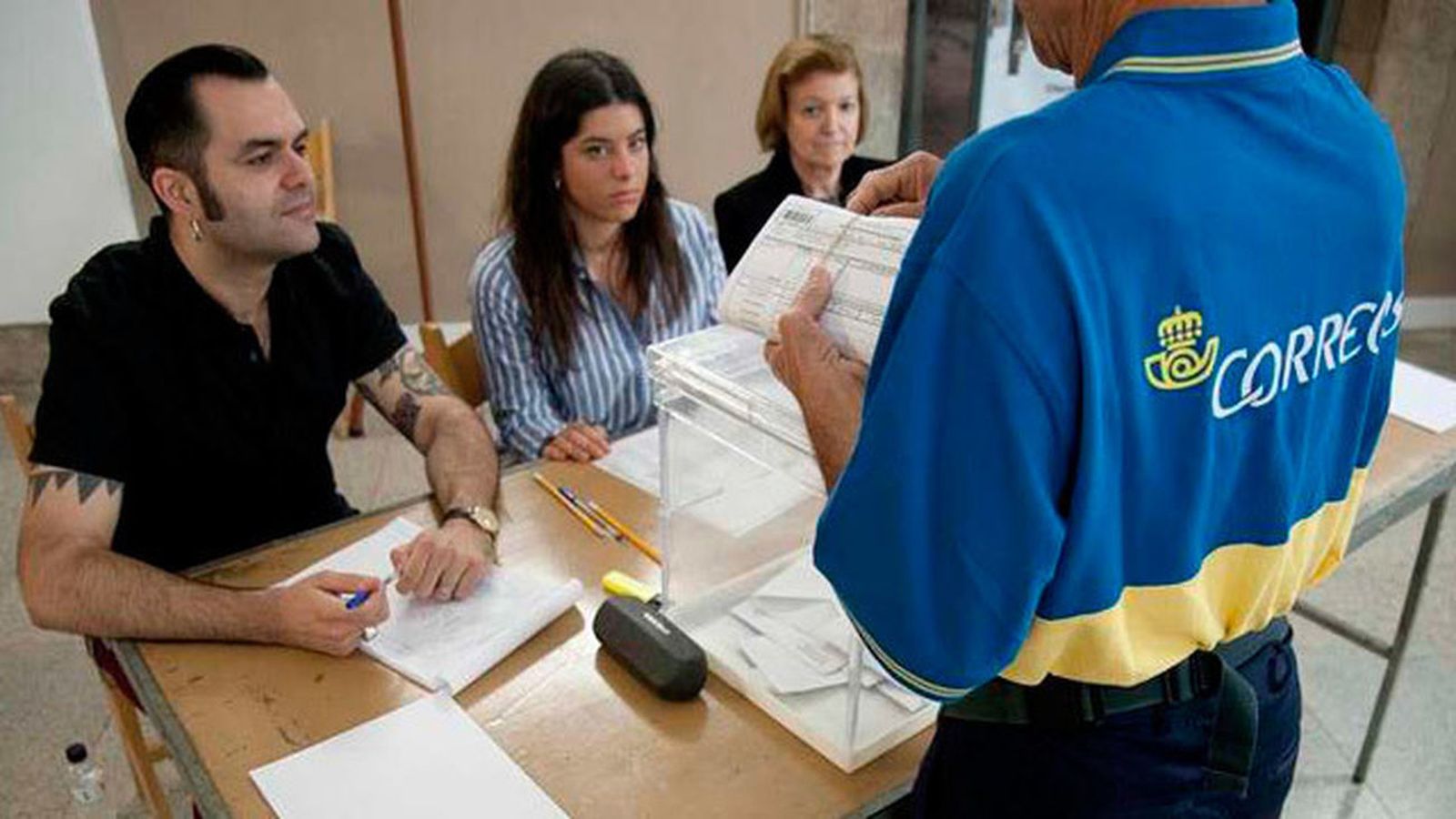 Correos realiza 4.050 contratos de refuerzo para las elecciones generales del 10N