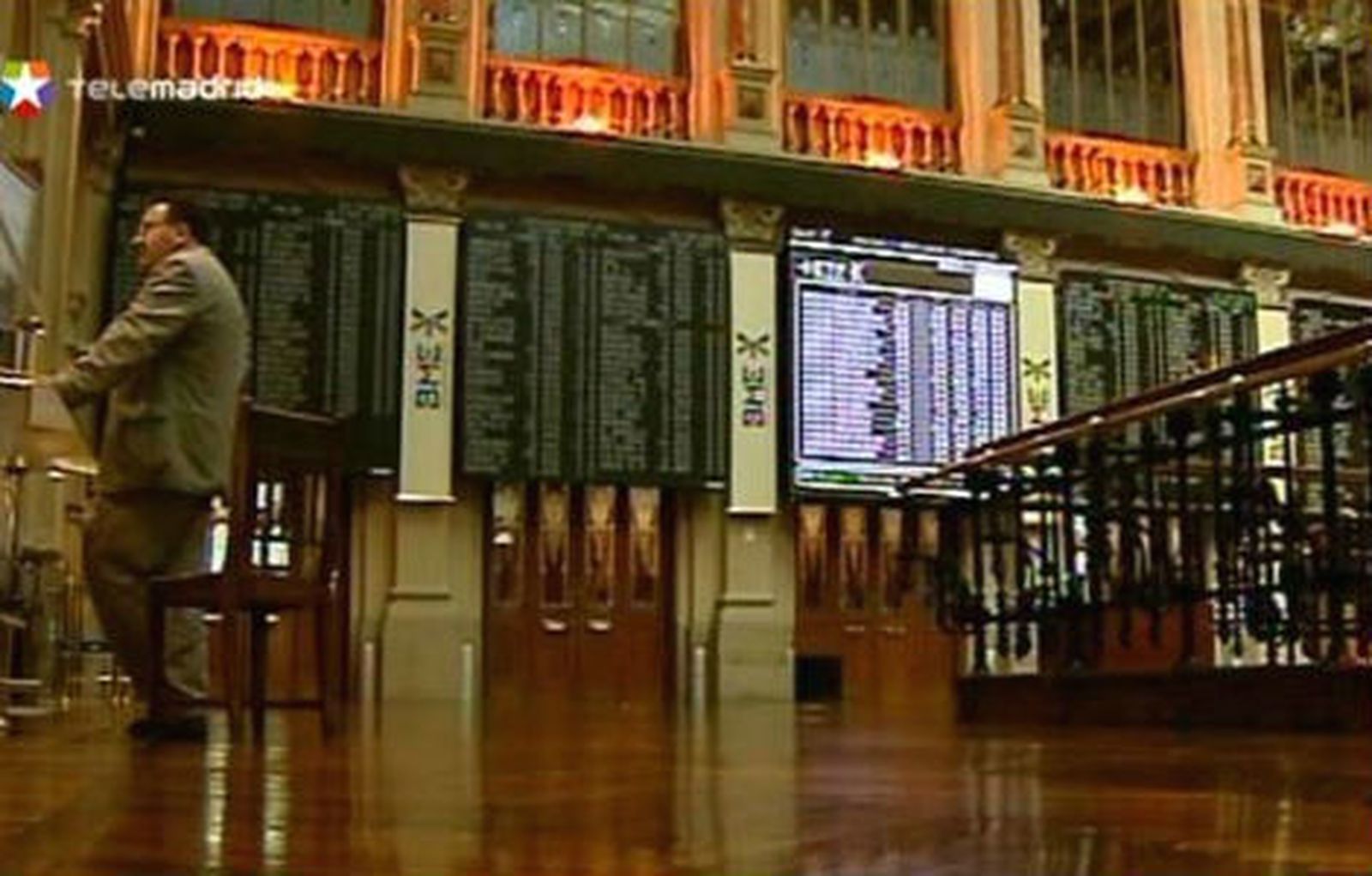 El IBEX sube el 1,33 % y supera los 7.100 puntos