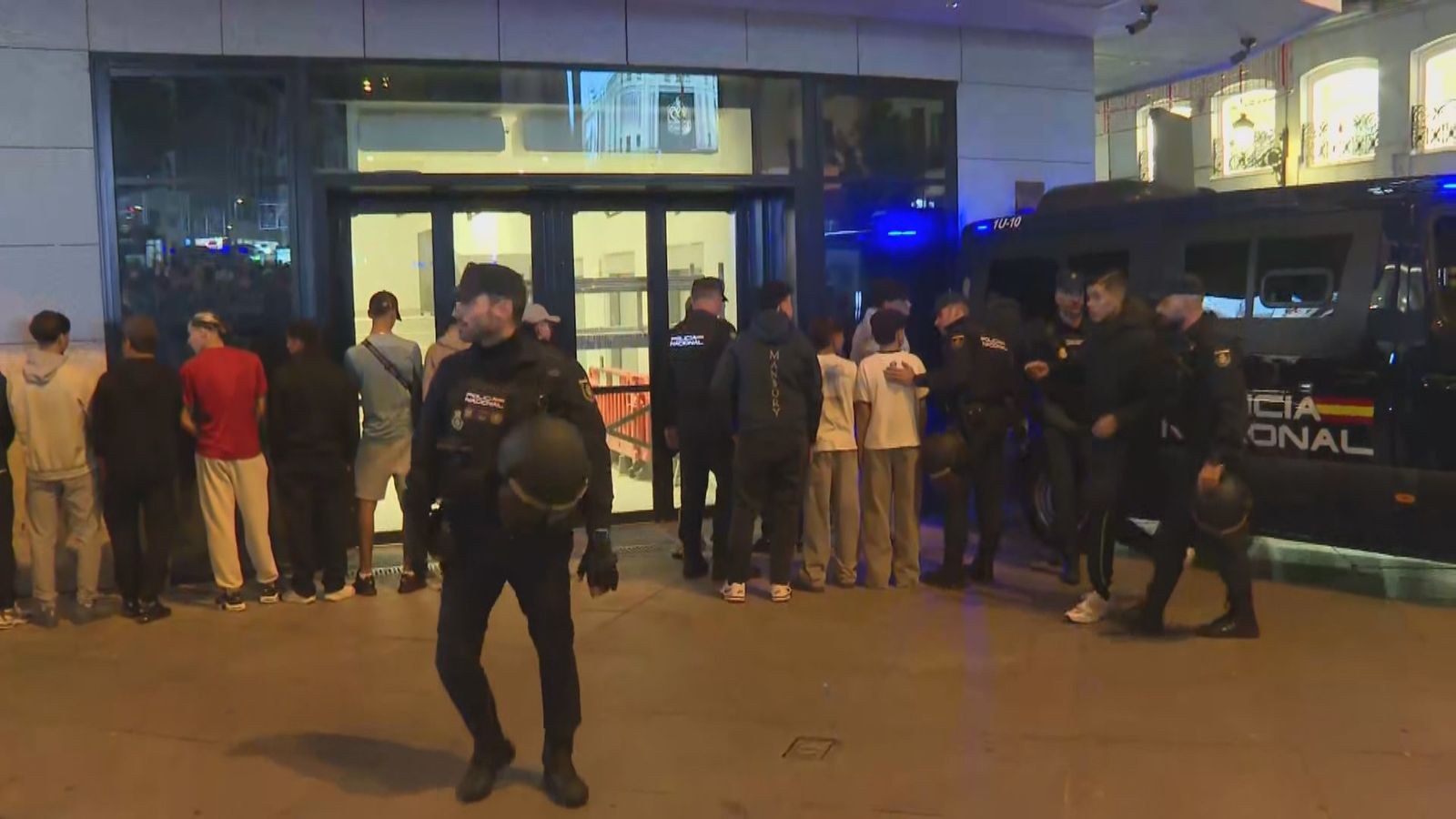 Agentes de la Policía Nacional en Madrid