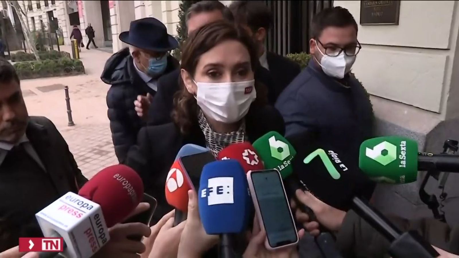 Ayuso valora el gasto en Defensa
