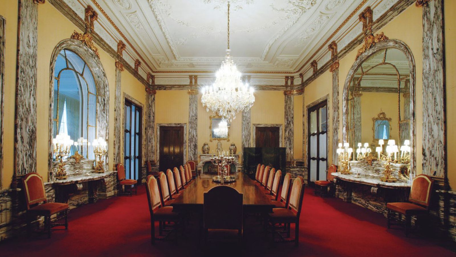 Interior del Palacio de Amboages