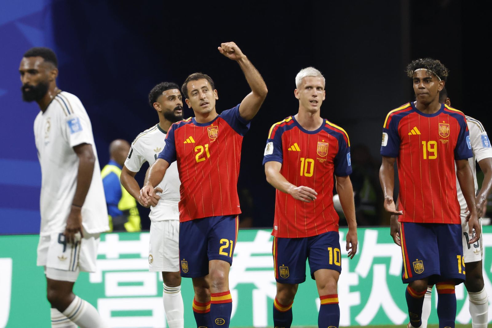Oyarzabal, Olmo y Lamine