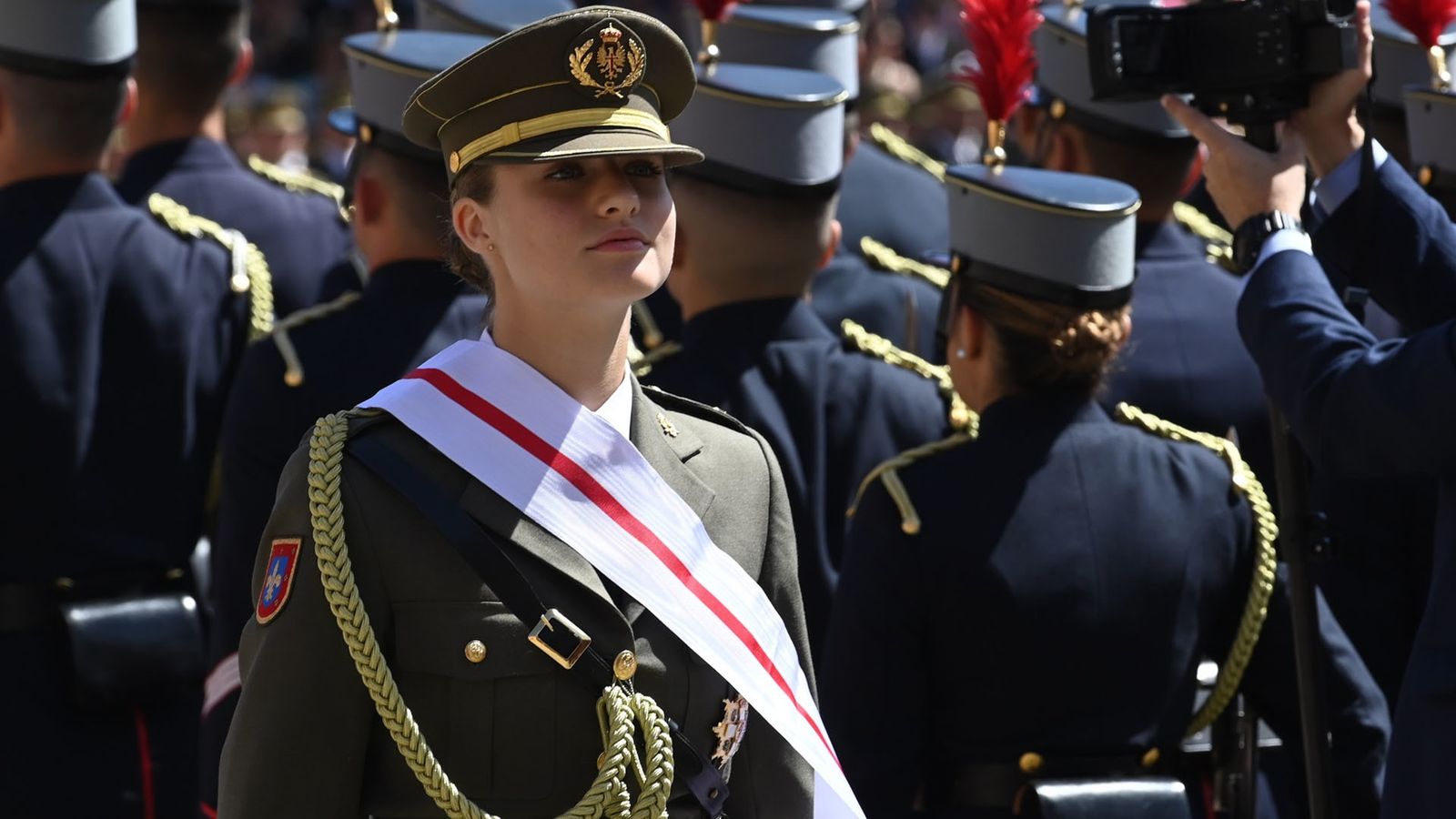 La Princesa Leonor durante la entrega de los Reales Despachos de empleo