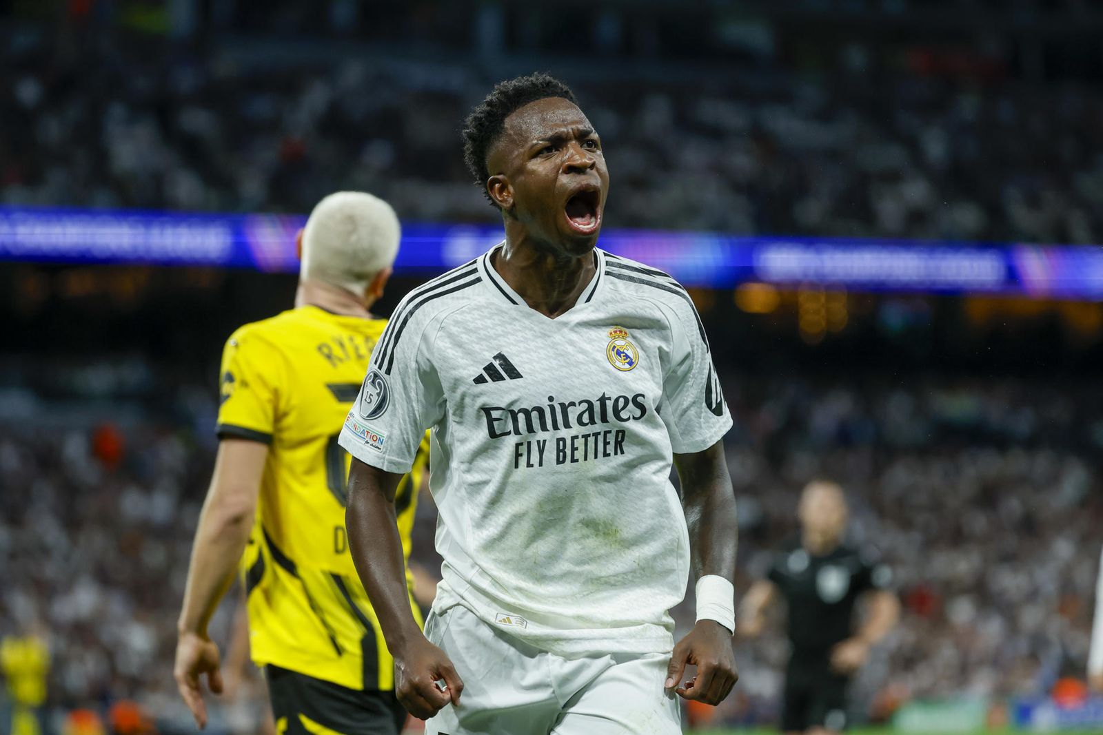 Vinicius ante el Borussia Dortmund