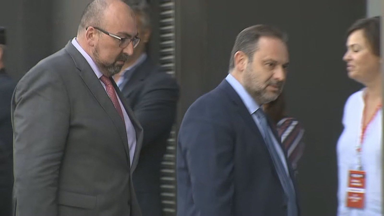 La pericial del Supremo concluye que Koldo escribió las notas sobre obra pública "preadjudicada" que aportó Aldama
