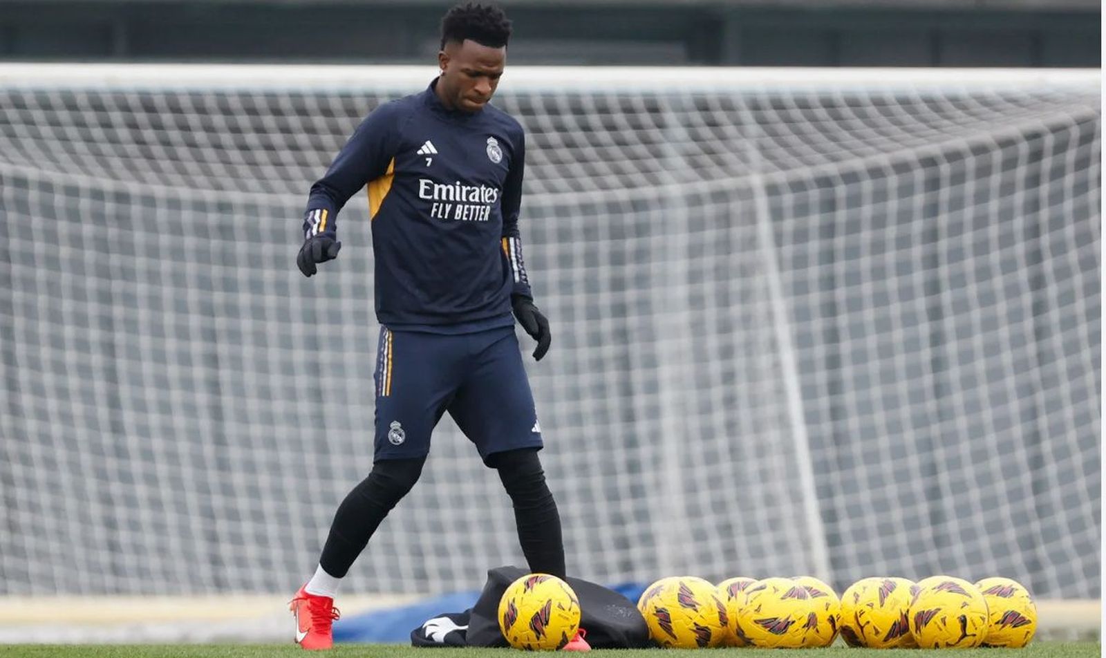 Vinicius ya toca balón y podría acortar plazos