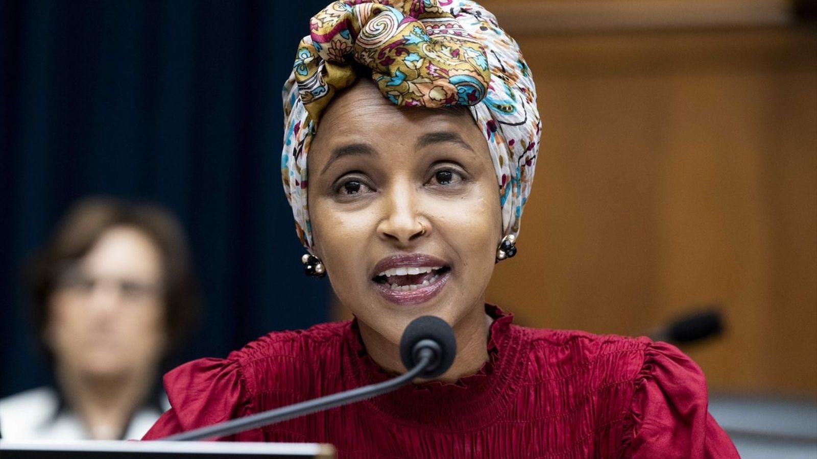 Tensión en Mineápolis tras un ataque a la congresista Ilhan Omar durante un mitin