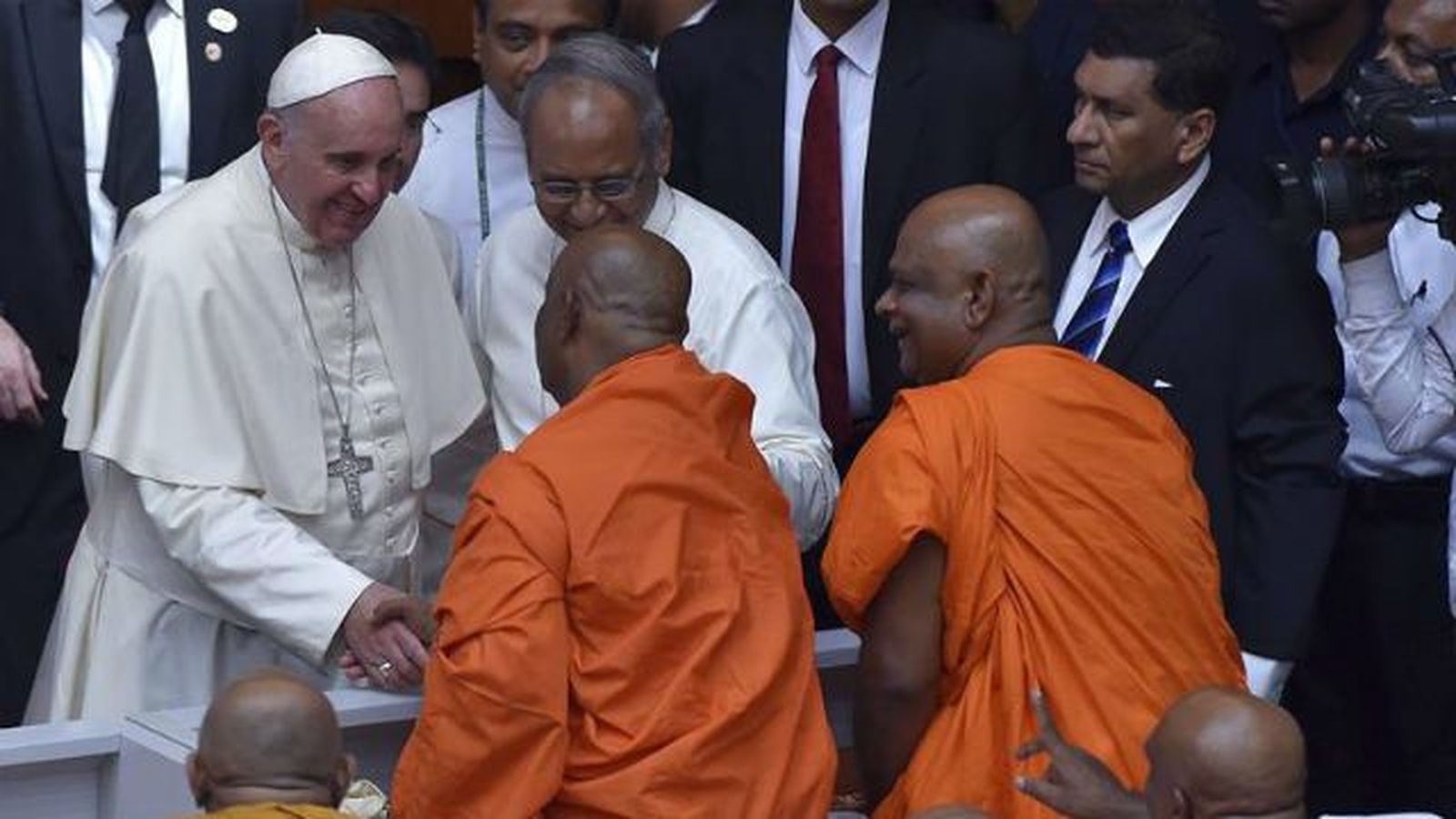 El Papa: "El verdadero culto de Dios no lleva al odio y la violencia"