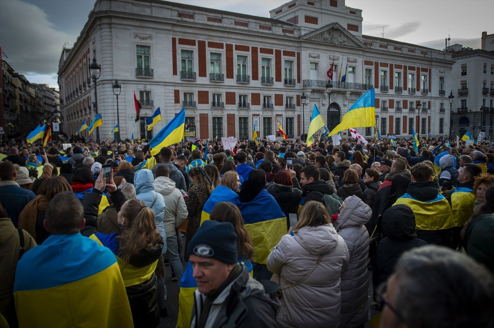 Manifestación contra la guerra en Ucrania en la Puerta del Sol