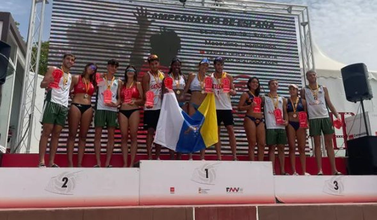 Podio del Campeonato de España de Vóley Playa Sub'21