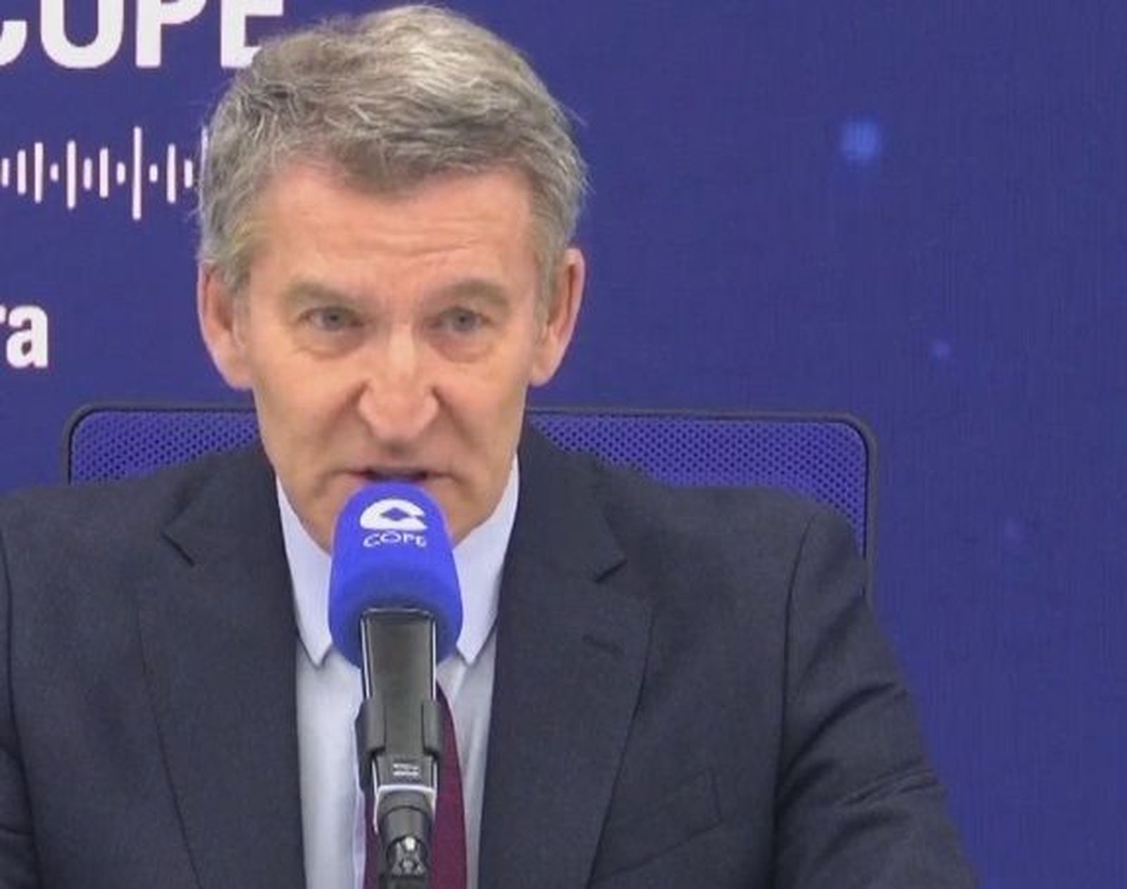 Feijóo acusa al fiscal general de actuar como un "delincuente común" al "borrar las pruebas que le incriminan"