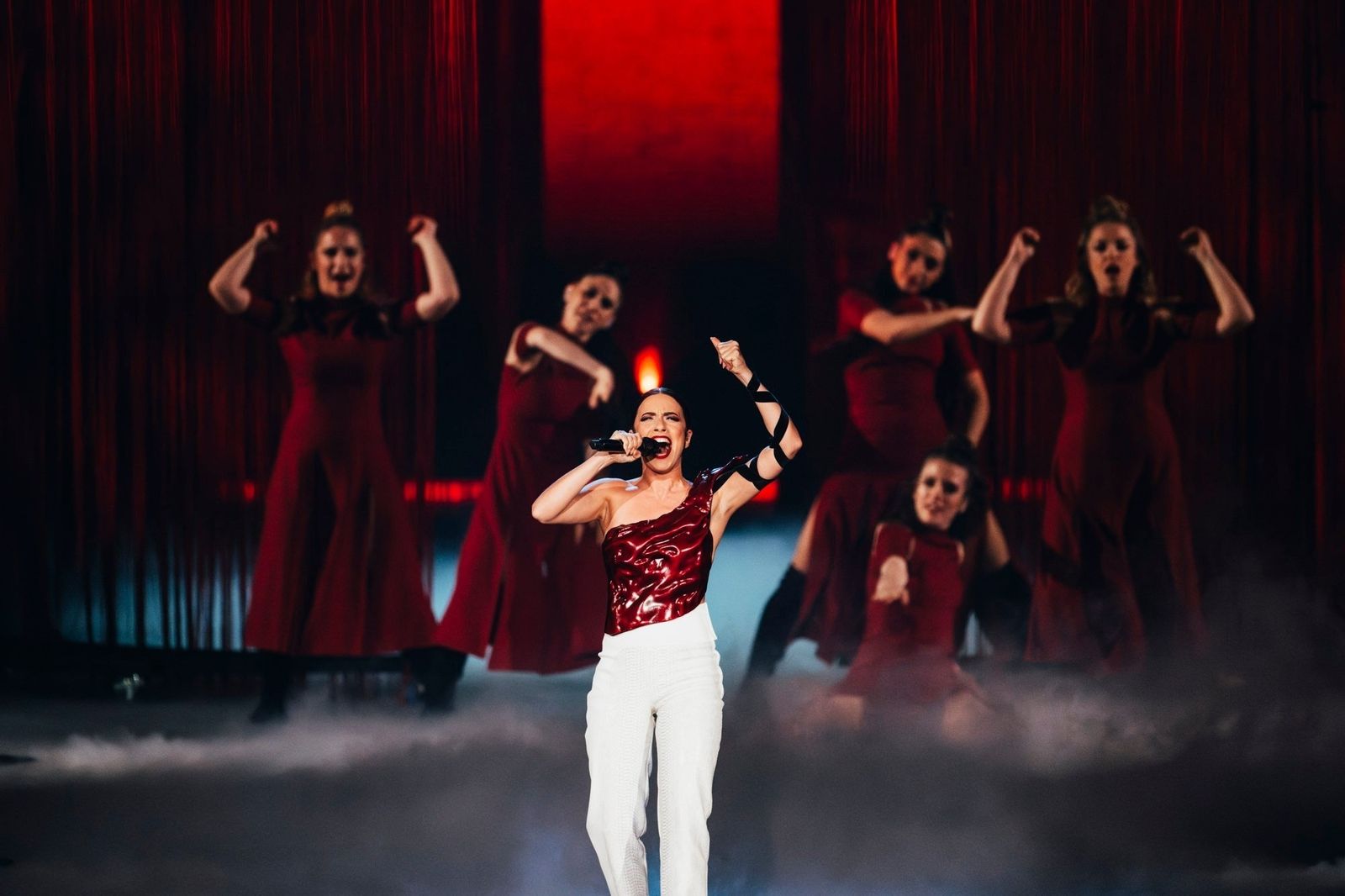 Blanca Paloma alza el vuelo esta noche hacia el triunfo en Eurovisión