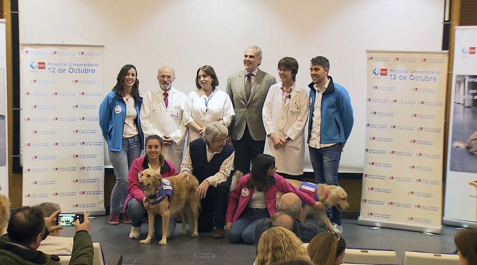 Éxito de la terapia asistida con perros para rehabilitar a pacientes alcohólicos