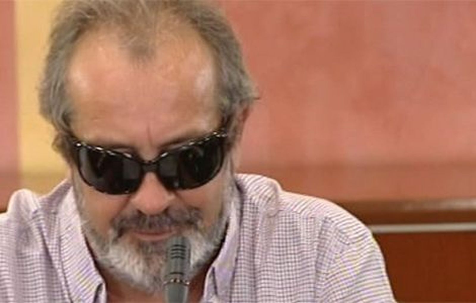 Zoido insiste en que el caso "gravísimo" de los ERE debe analizarse en el Congreso