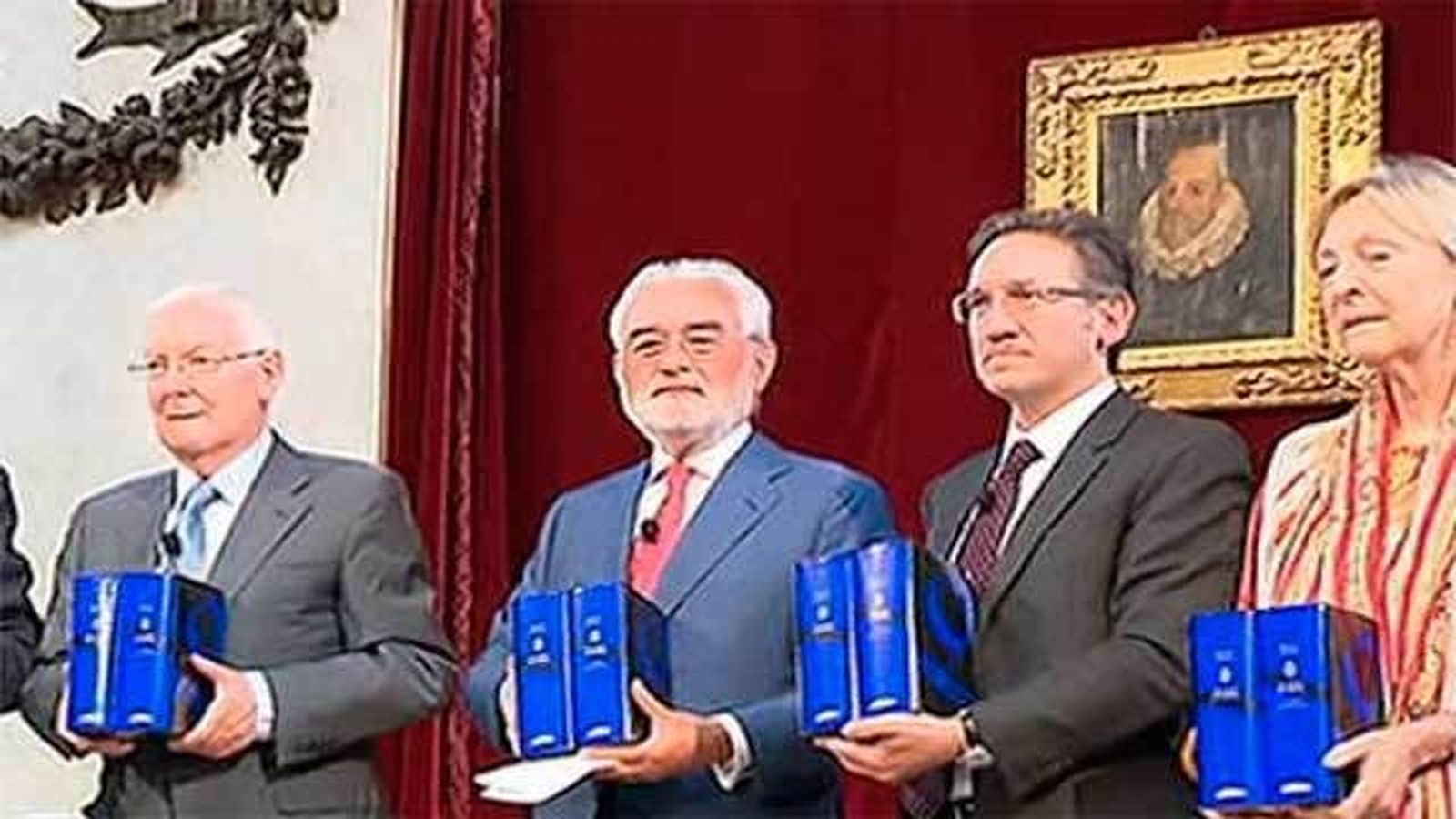 La RAE publica una "monumental" edición del "Quijote" en dos volúmenes