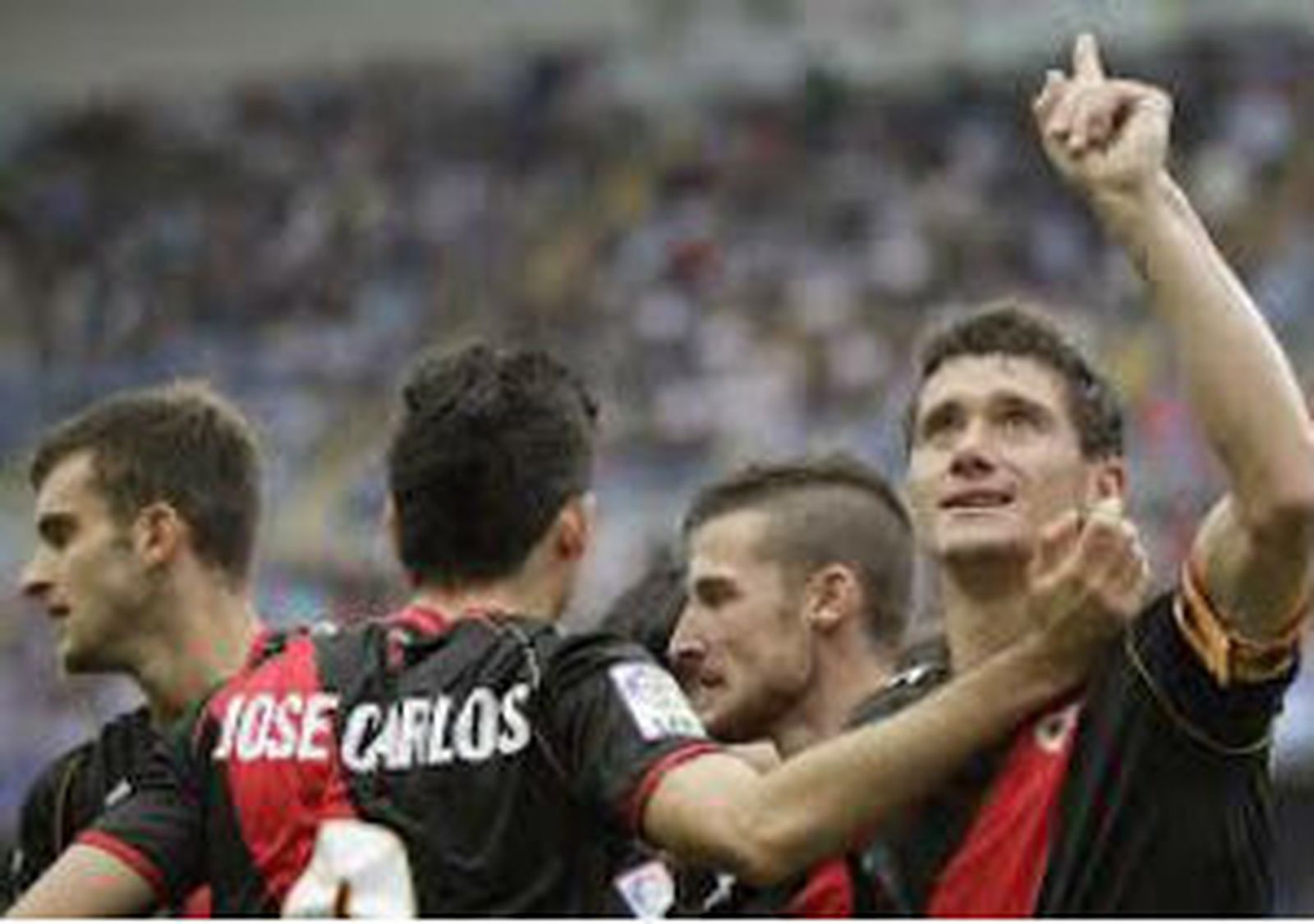 Piti celebra un gol
