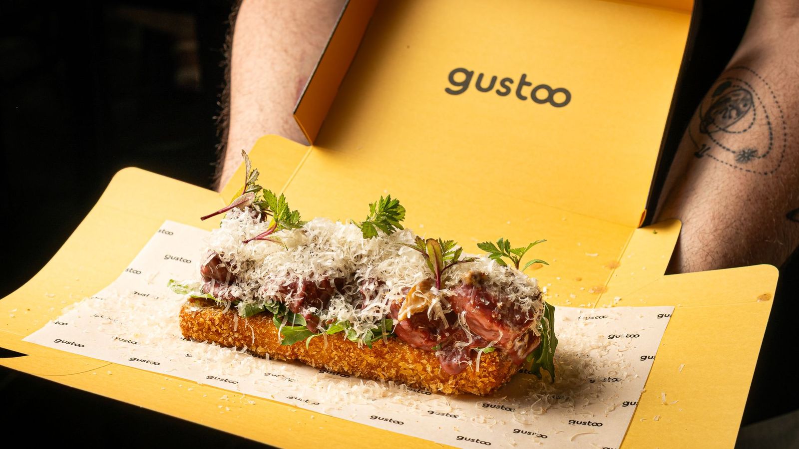 Fast food con alma de Michelin: la revolución de Gustoo en el Mercado de San Antón