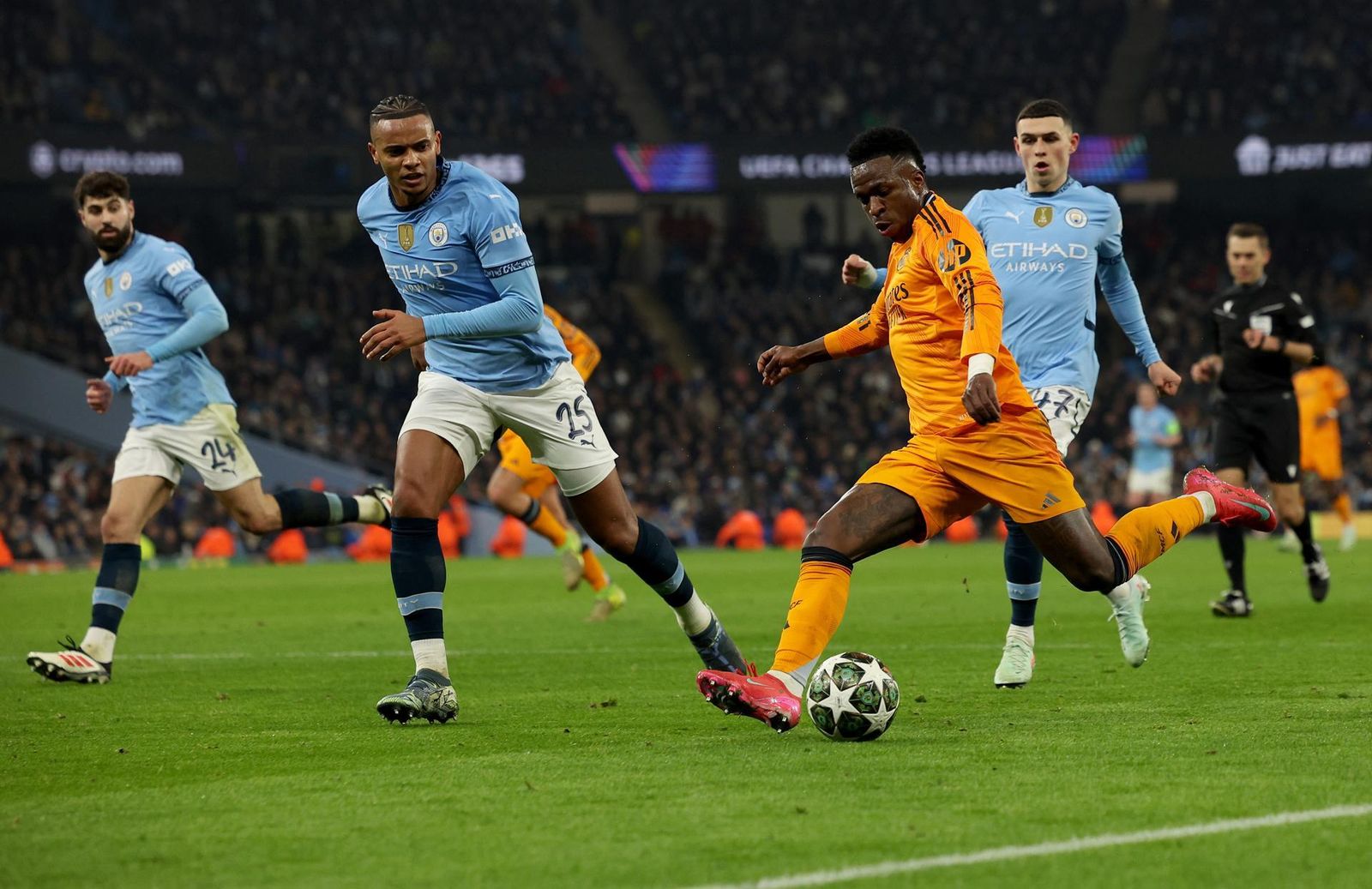 Vinicius ante el Manchester City
