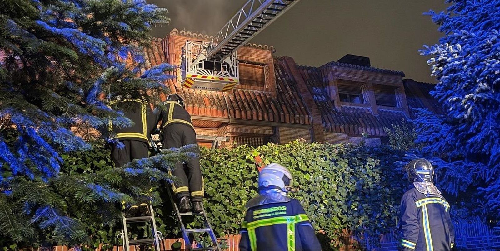 Muere un hombre de 96 años en el incendio de una vivienda en Las Rozas