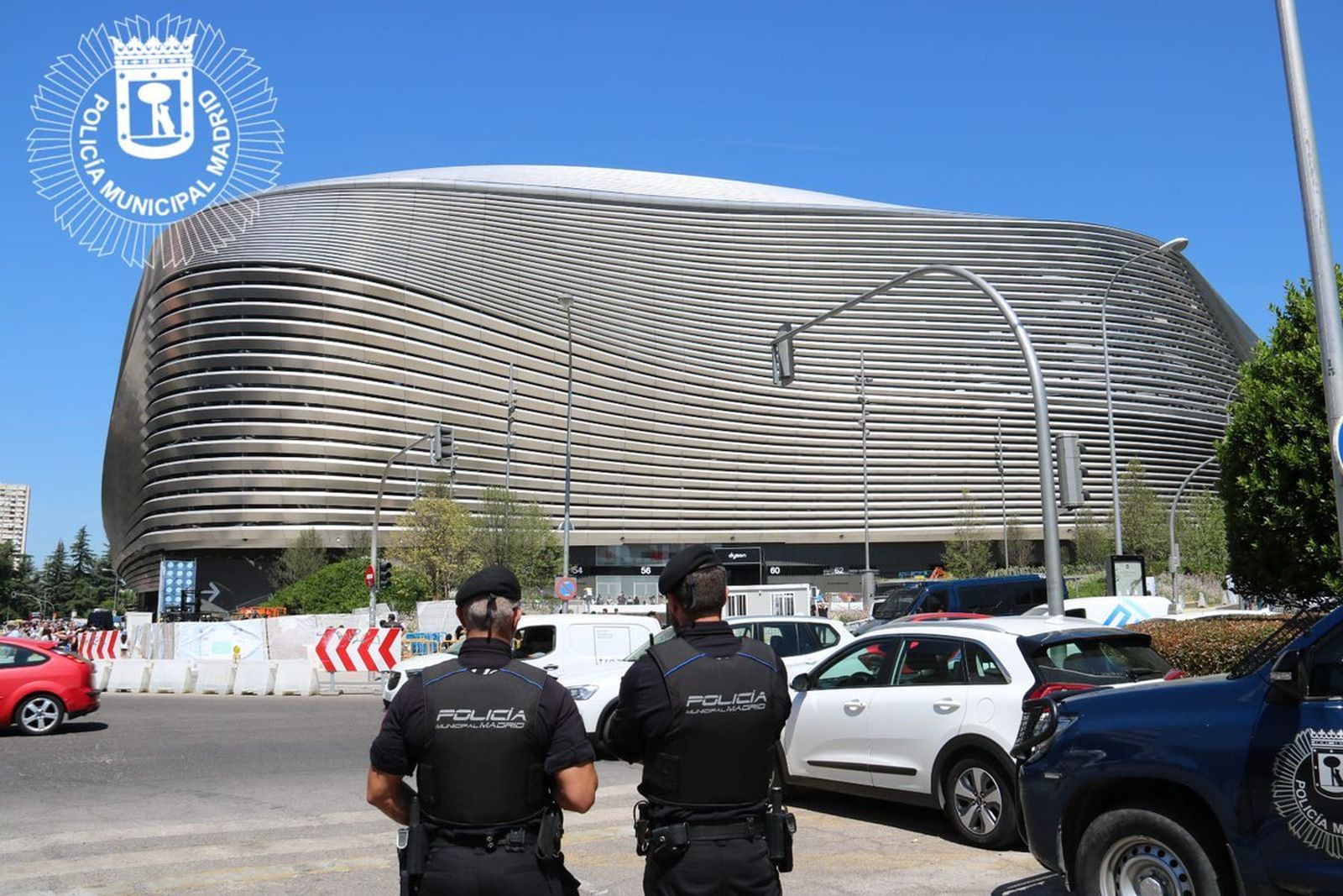 Policía Municipal ante el Bernabéu