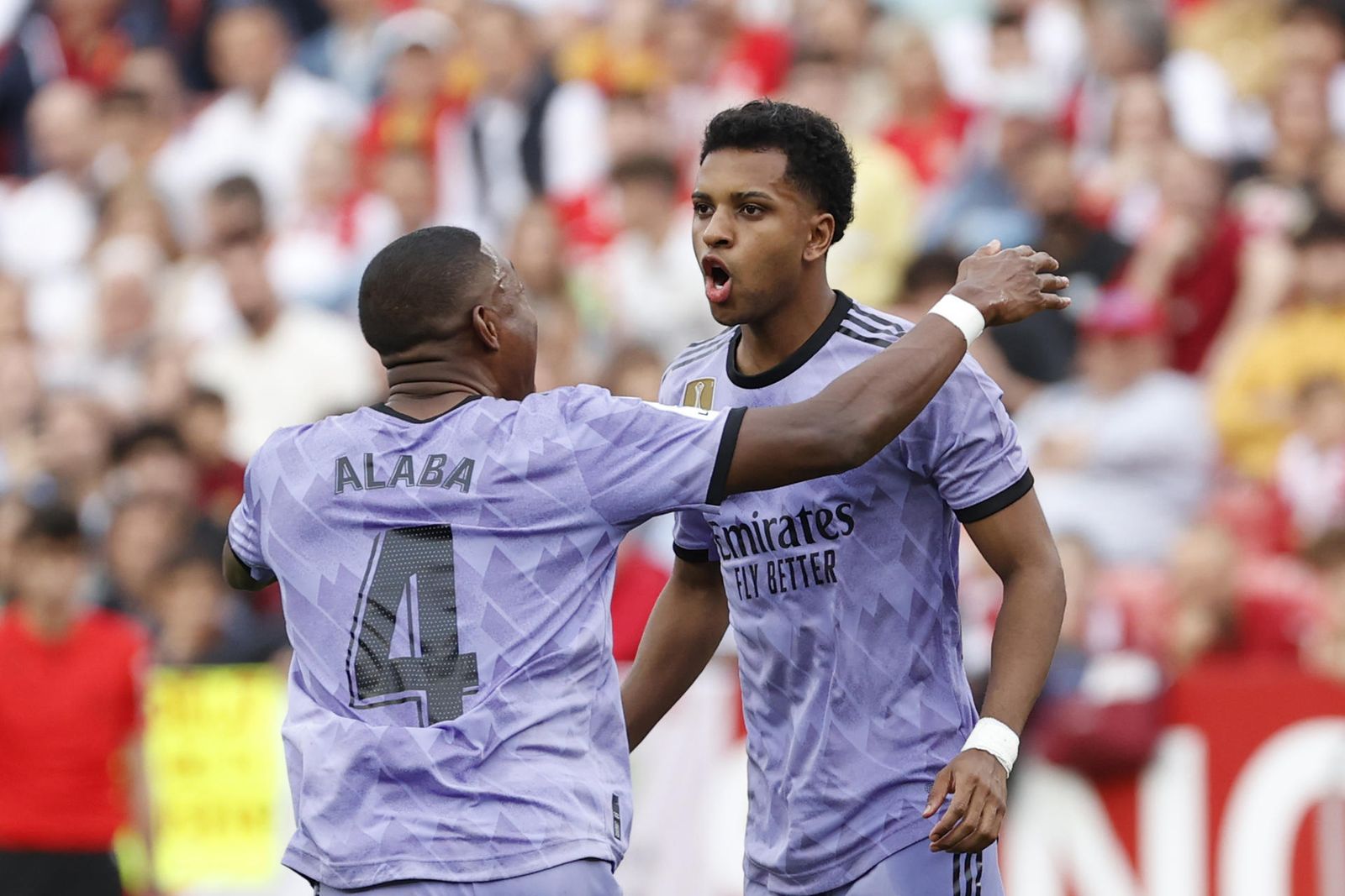 Rodrygo afianza la segunda plaza madridista en Sevilla: 1-2