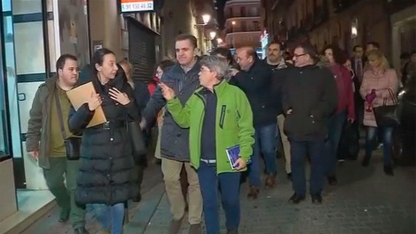 Franco pide la colaboración de las instituciones para mejorar Vallecas