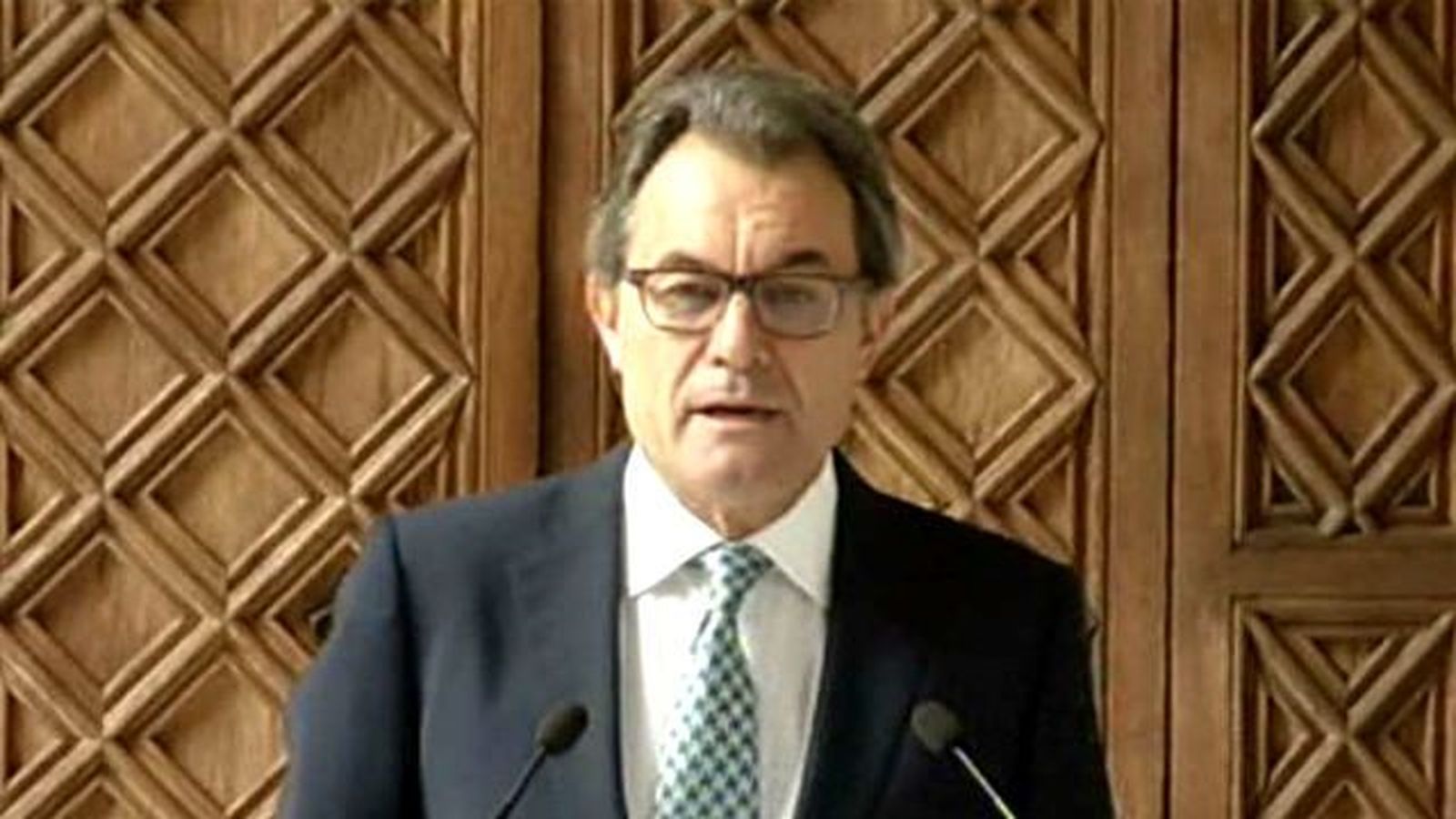Artur Mas propone una "consulta" alternativa para el 9N