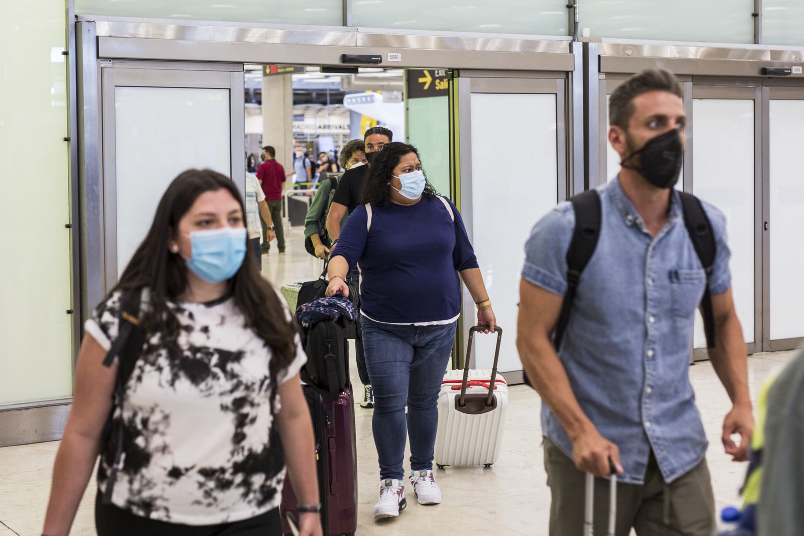 Llegada de viajeros al aeropuerto de Barajas