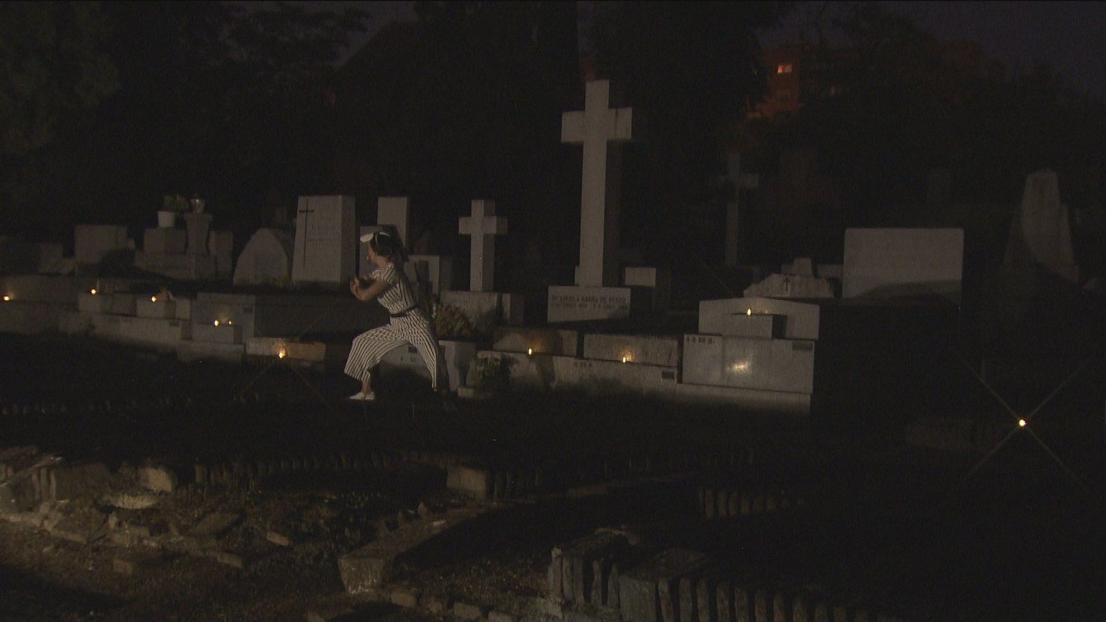 ¿Te gusta el terror? Pasa una noche de miedo en el cementerio