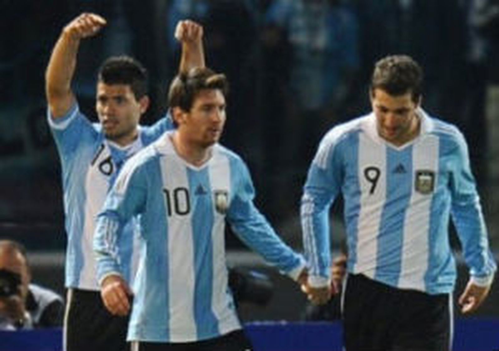 Los “españoles” de Argentina salvan su clasificación para cuartos de final