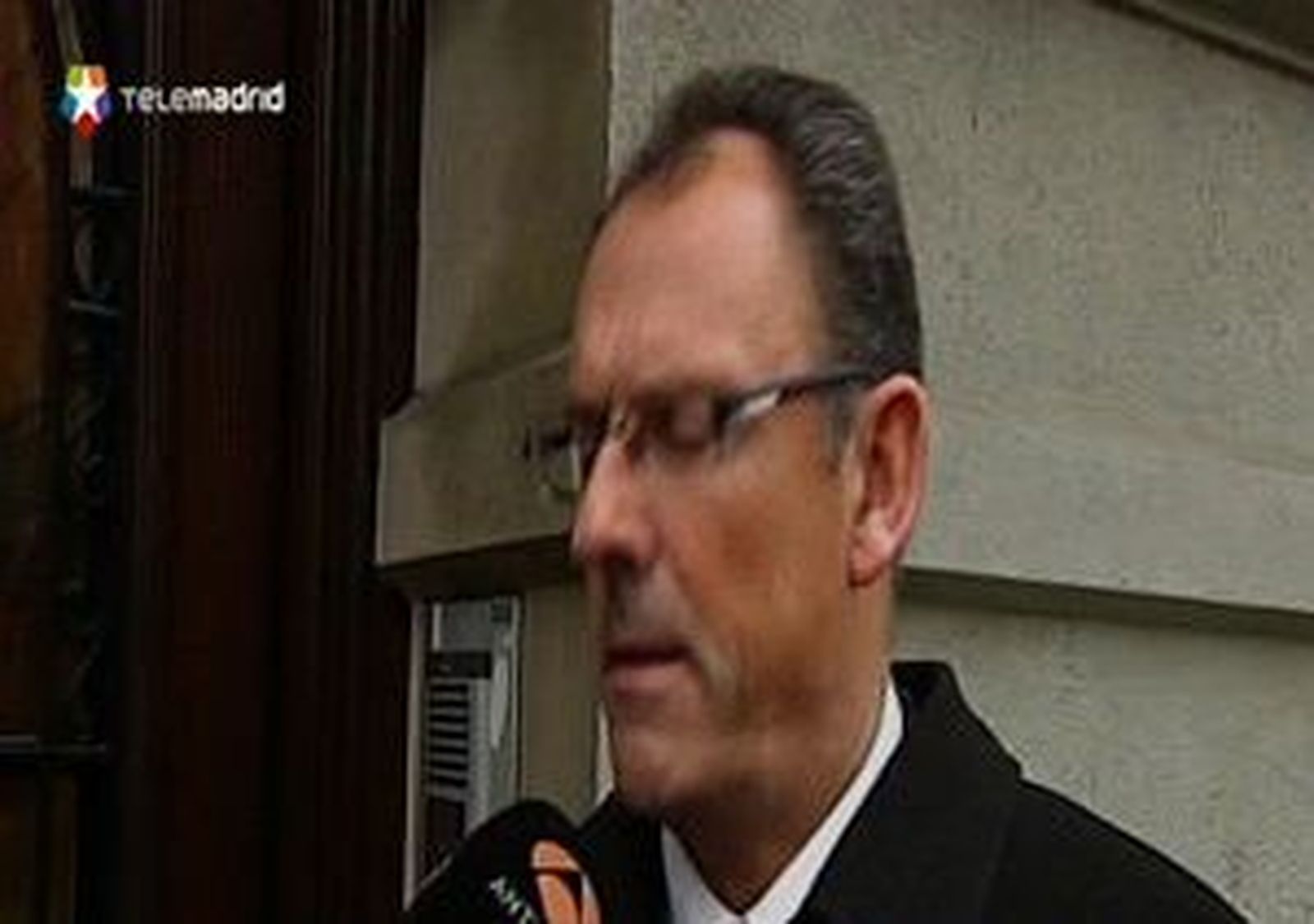 El abogado del Duque contrató a un excolaborador del CNI para que "ordenara" los emails del caso
