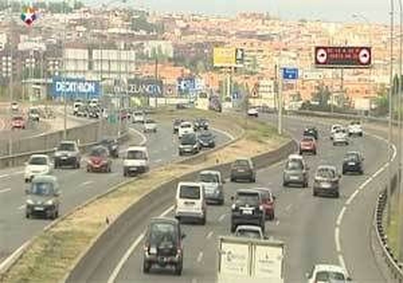 Tráfico implantará la velocidad variable en autopistas y autovías este año