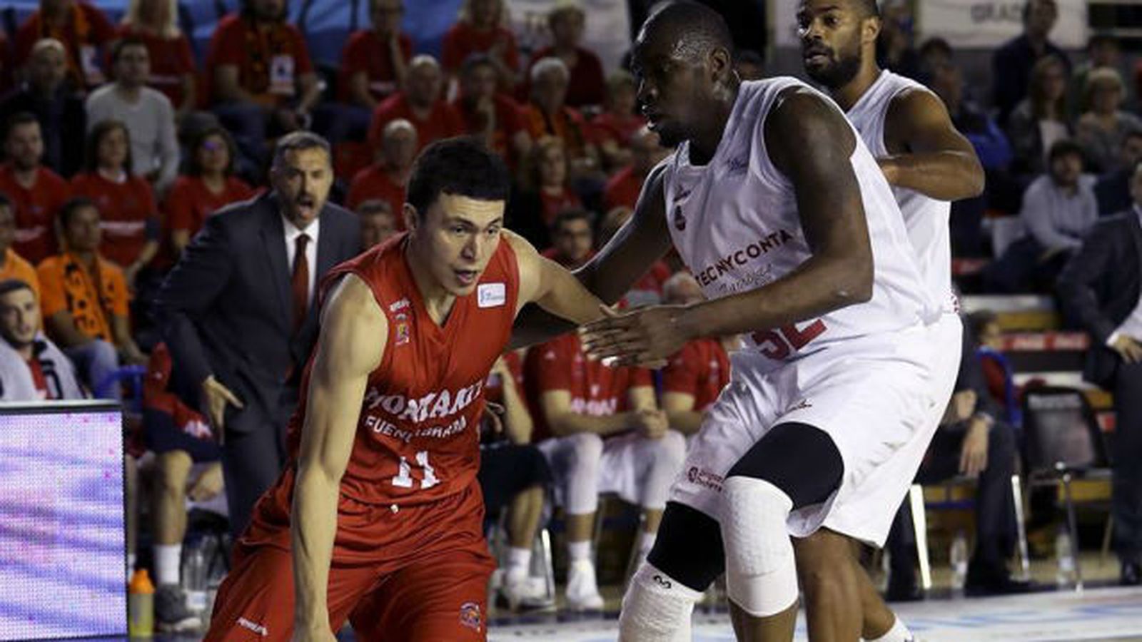 Paco Cruz ante el Zaragoza