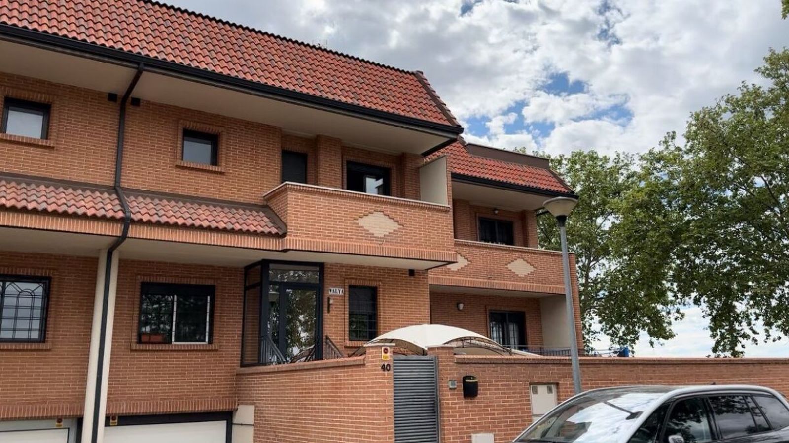 Chalet que acoge el  centro para Menores Extranjeros No Acompañado en Alcalá de Henares
