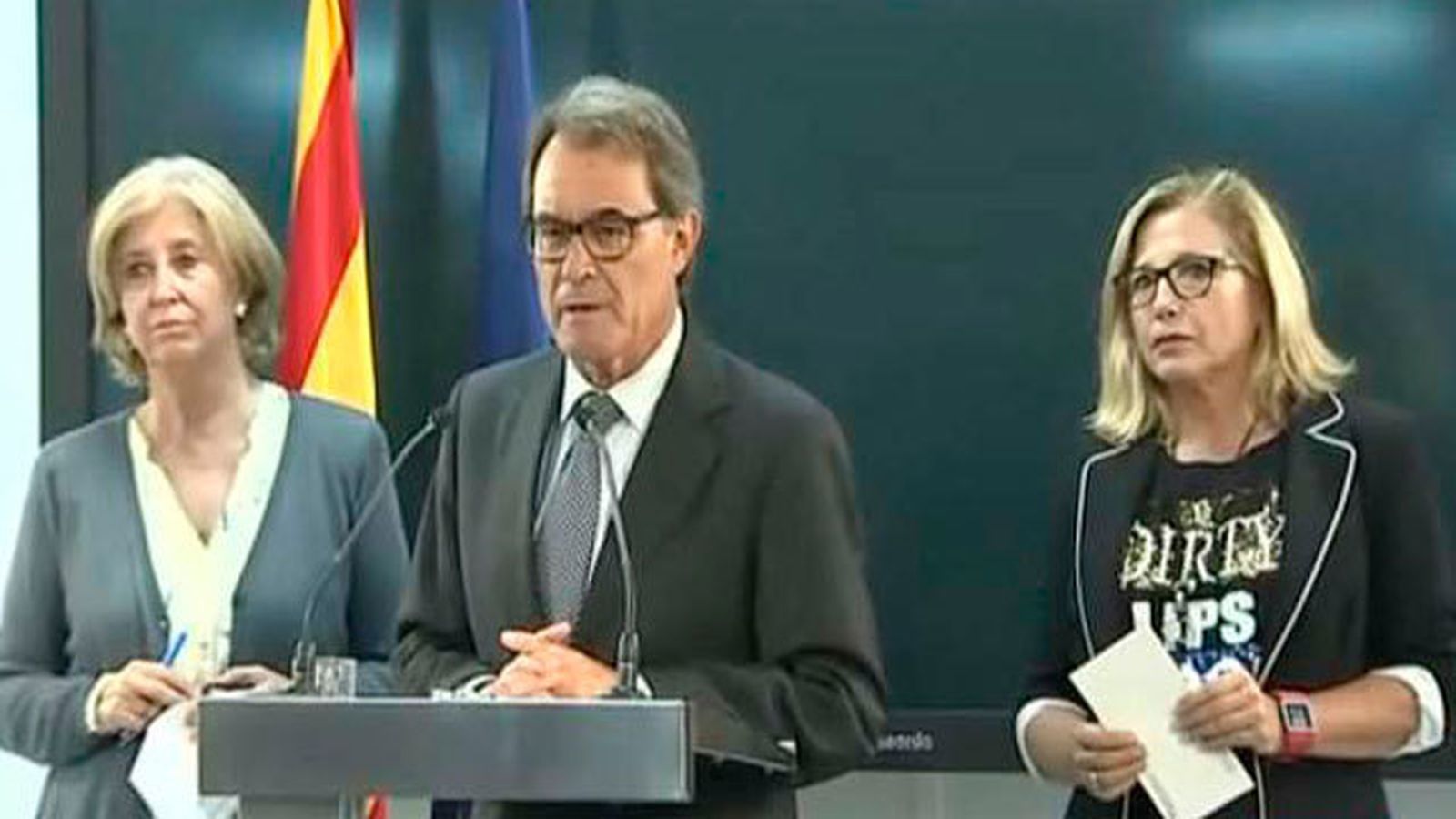 Artur Mas con las exconselleras Joana Ortega e Irene Rigau