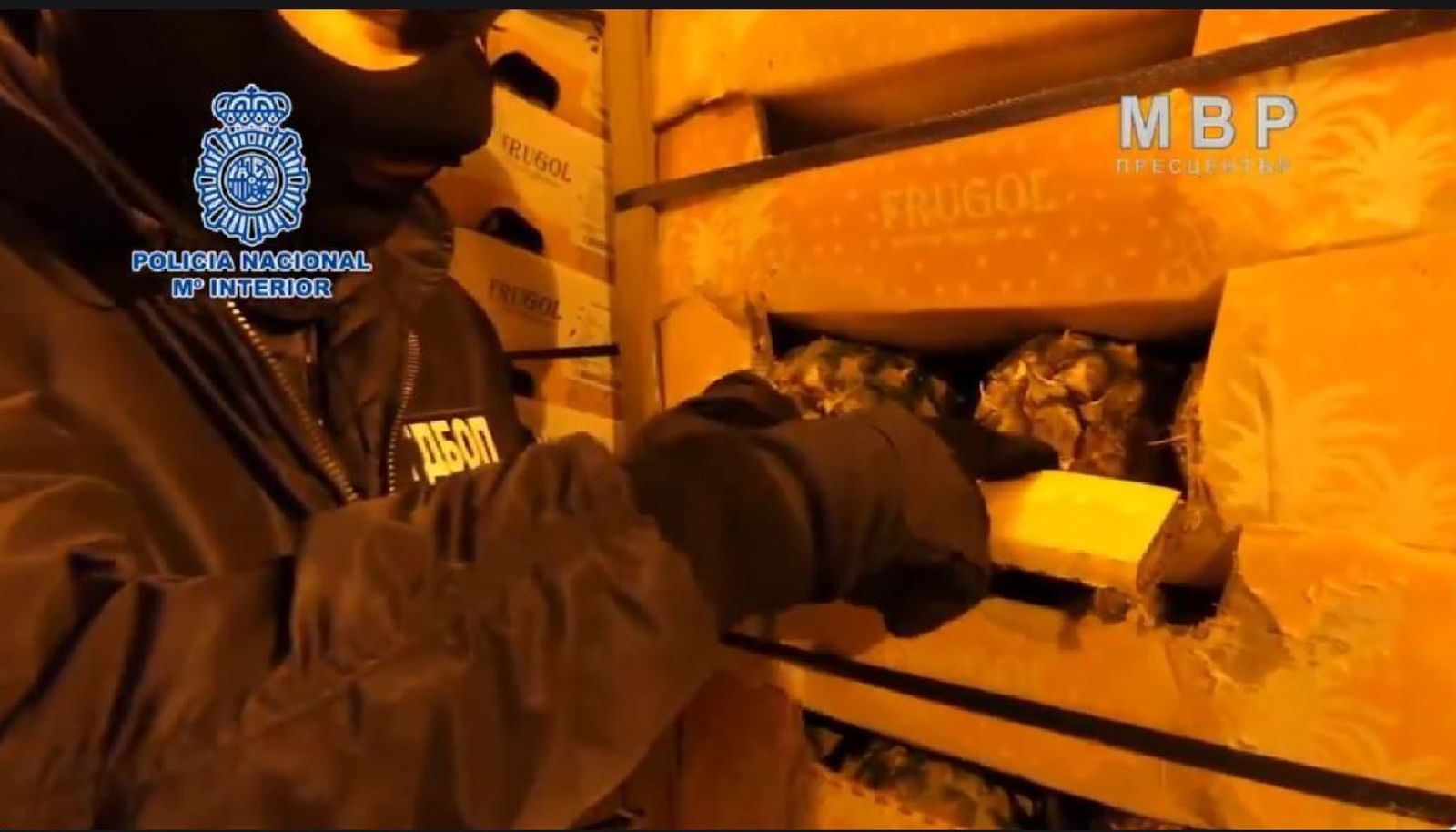 Cocaína escondica en cajas de piñas