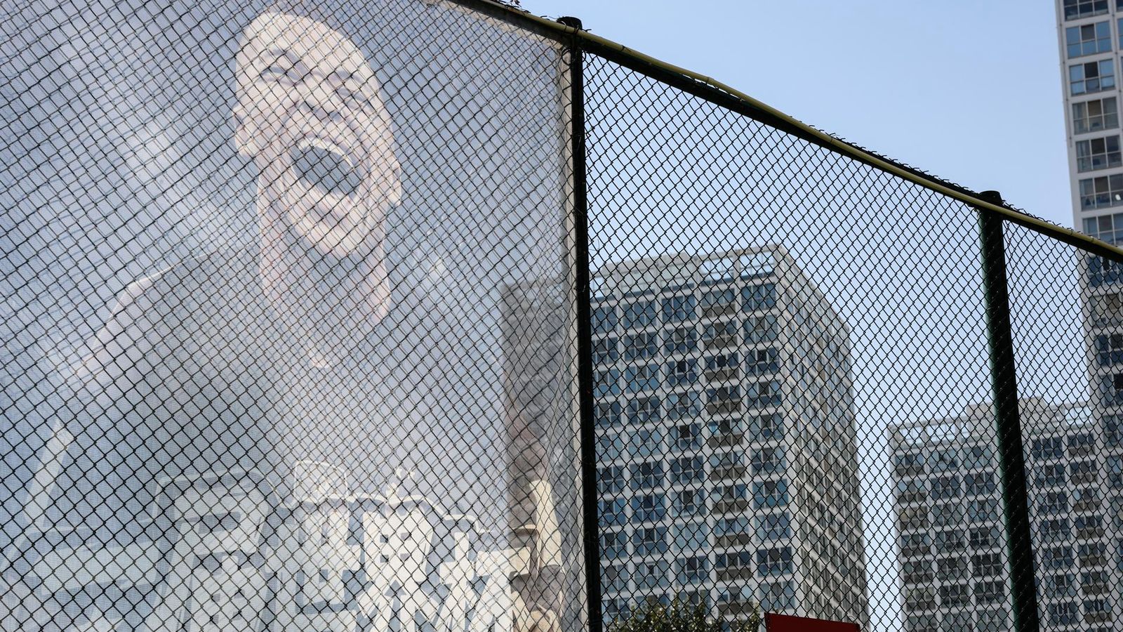 Cartel de Mbappé en China