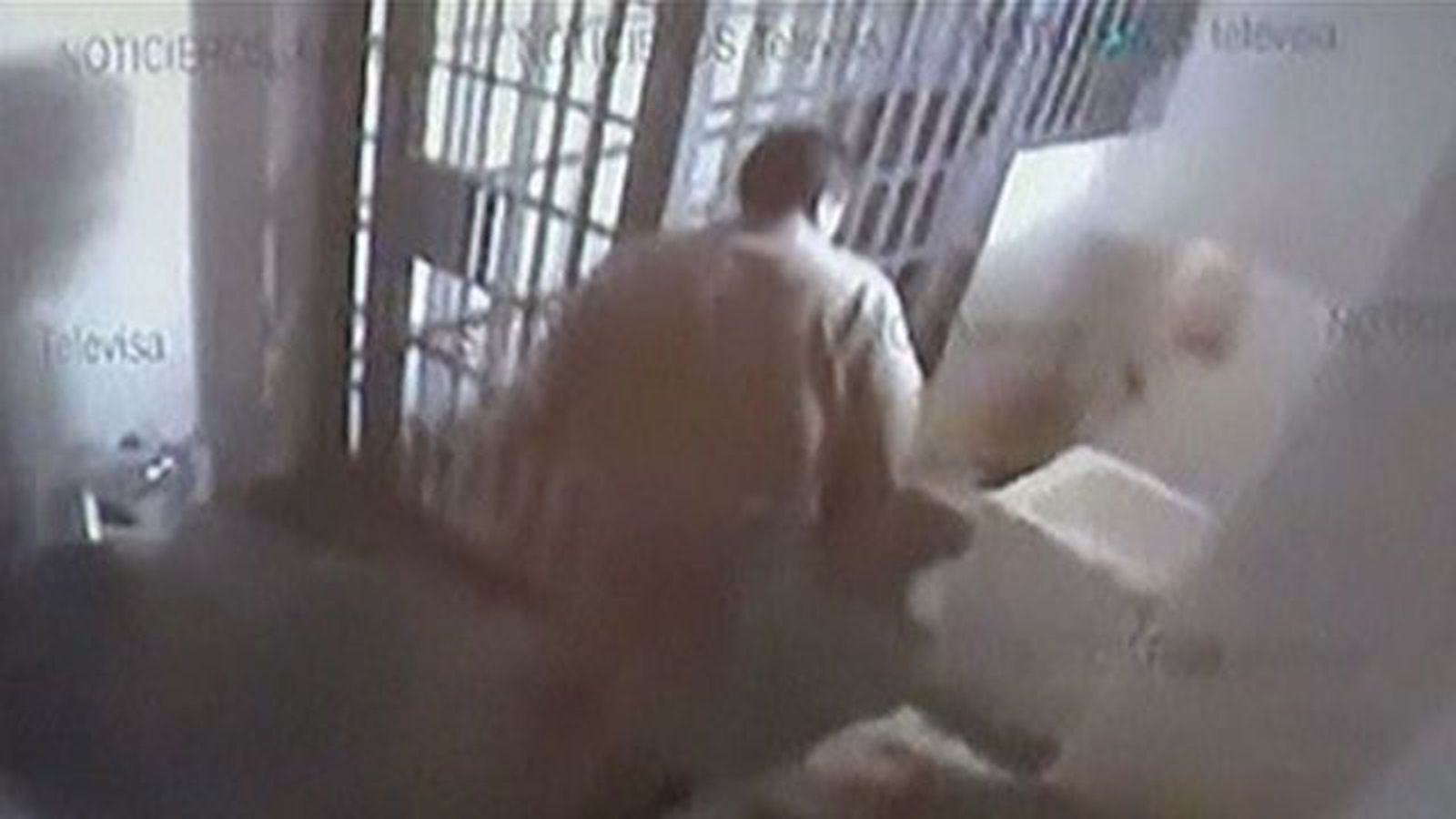 Los guardas tardaron 26 minutos en descubrir la fuga del Chapo, según un vídeo