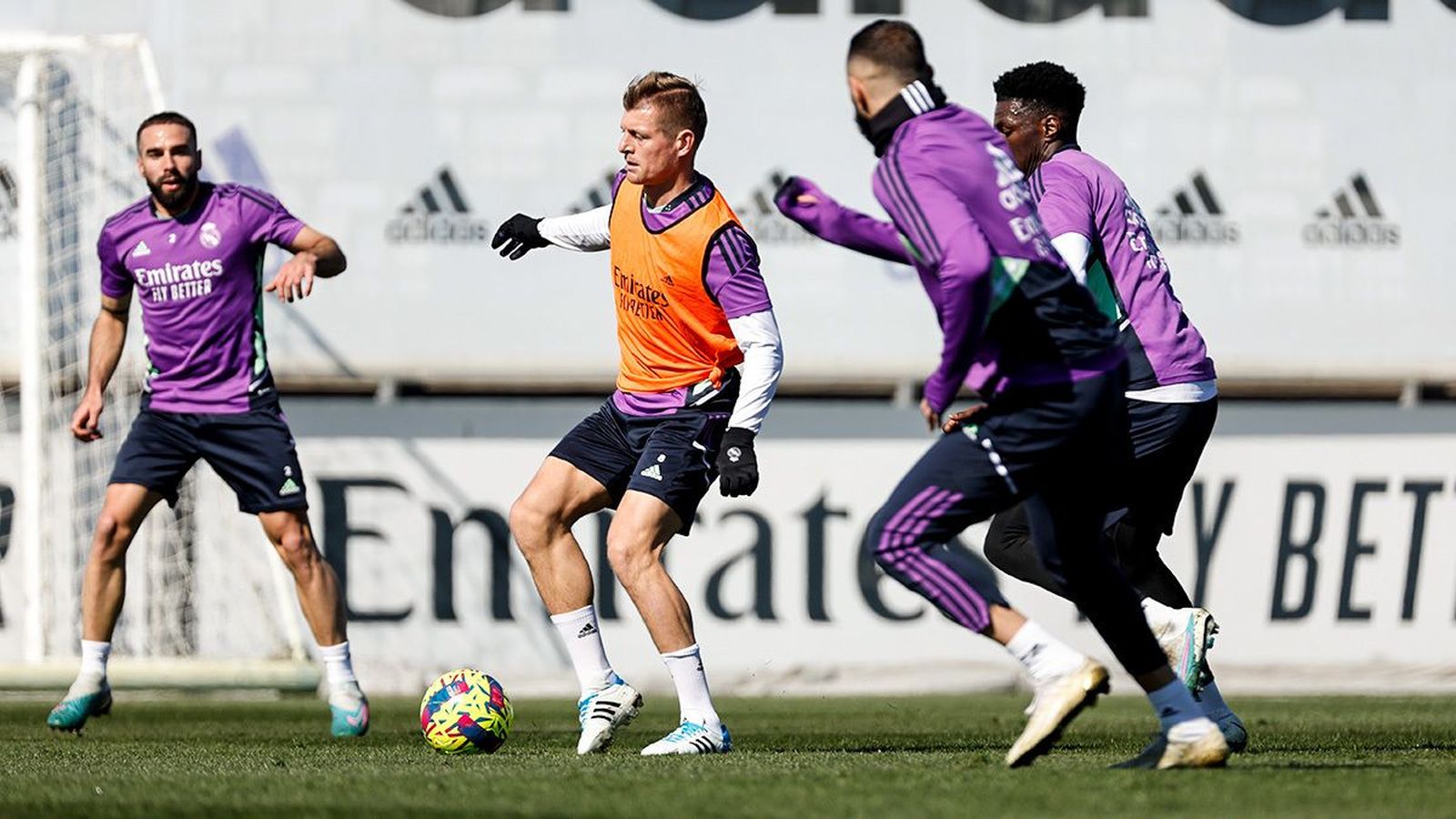 Benzema, Rudiger y Mariano no entrenan con el Real Madrid