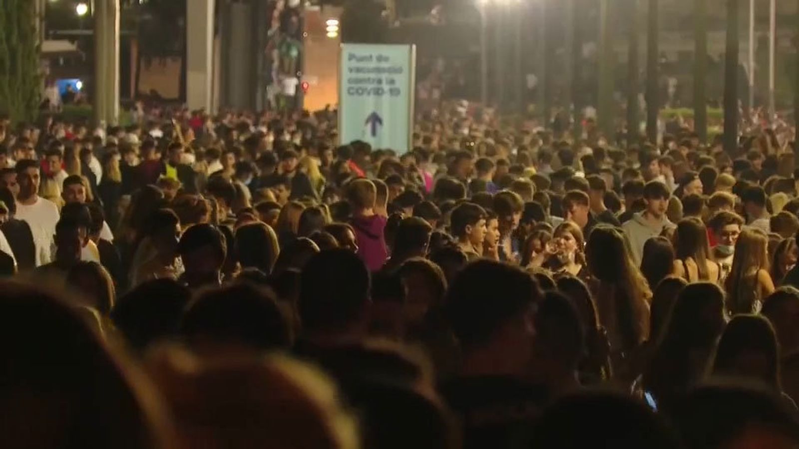Macrobotellón en Barcelona