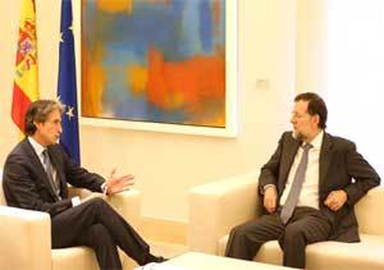 Gobierno y FEMP realizarán "una propuesta conjunta" sobre la reducción de concejales y sueldos