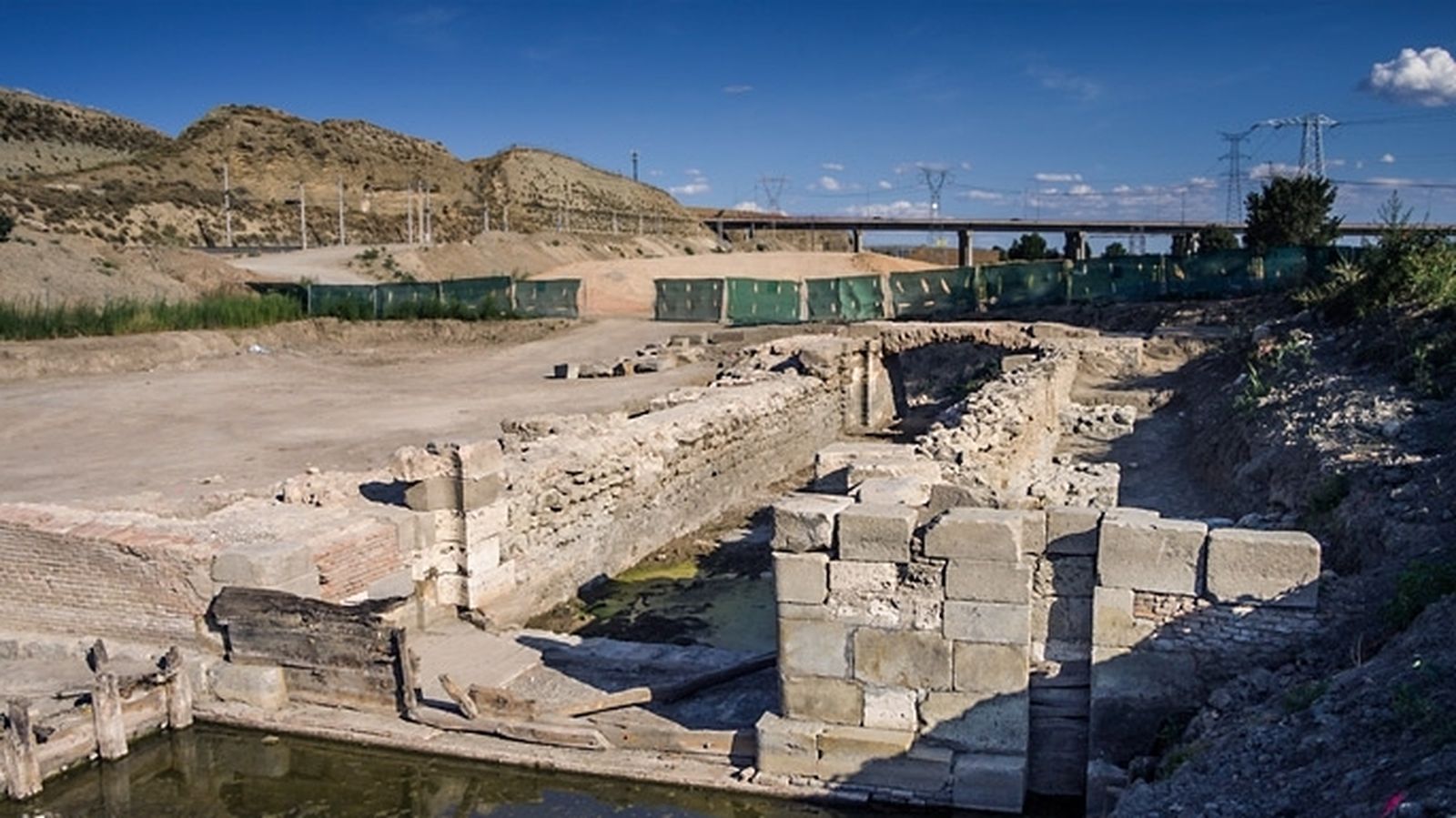 Embarcadero y esclusa del canal del Manzanares