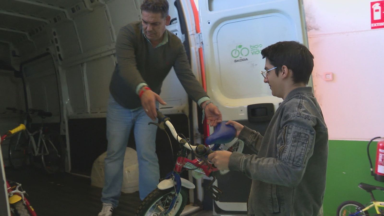 Bicicletas solidarias para los afectados por la DANA en Valencia